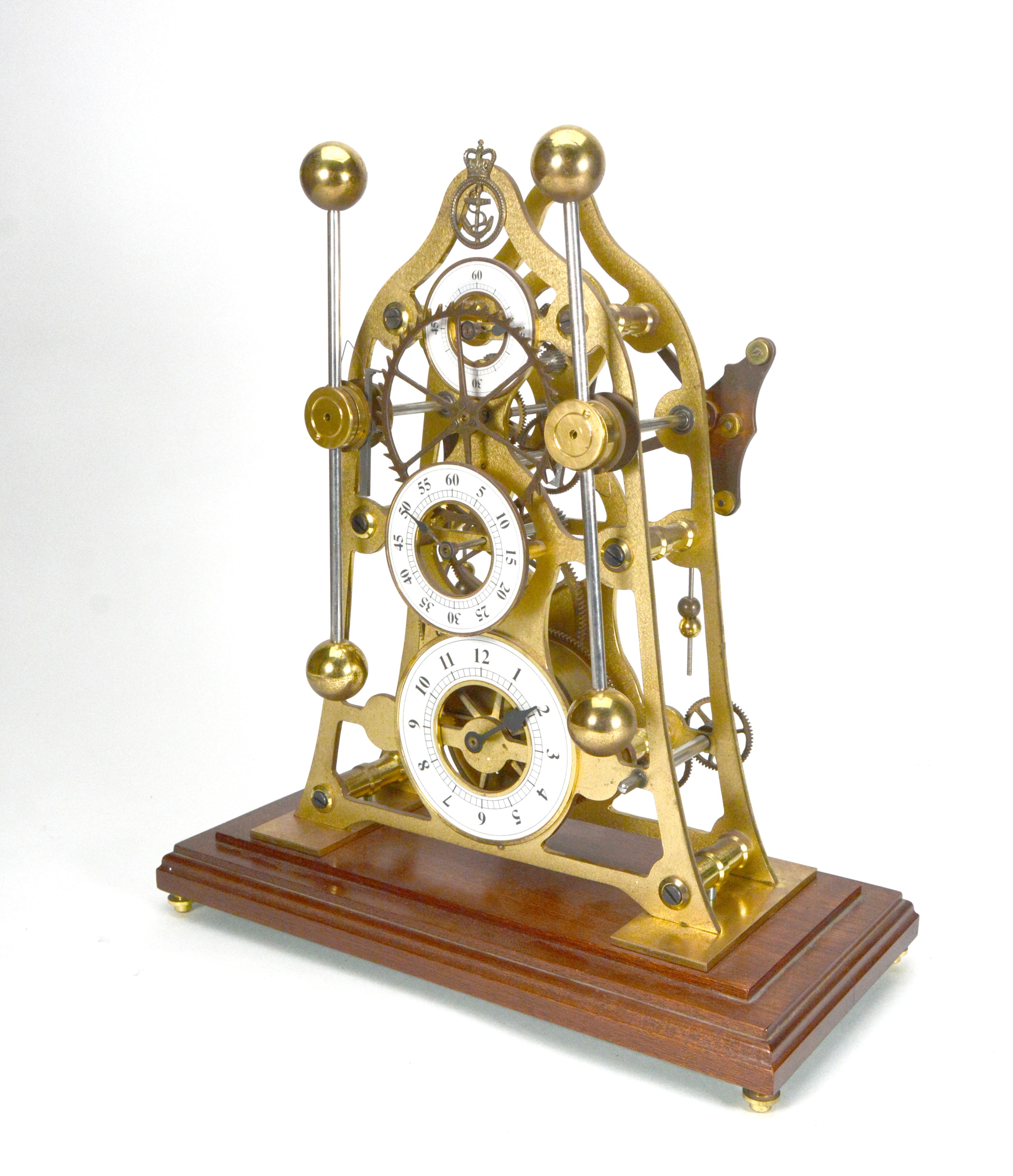Britannique Horloge de sauterelle anglaise vintage Devon Harrison Grasshopper à double pendule squelette en vente