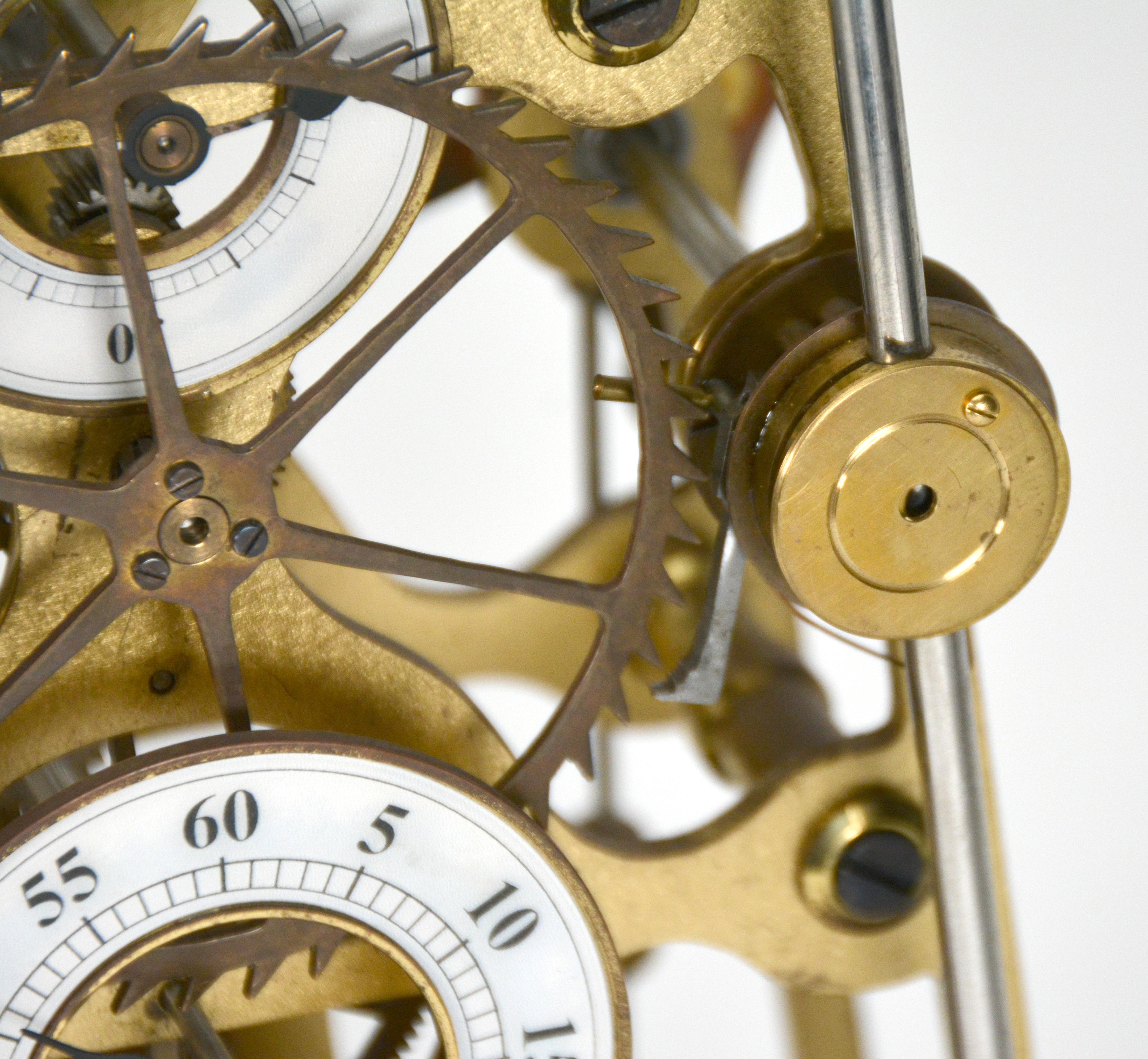 Horloge de sauterelle anglaise vintage Devon Harrison Grasshopper à double pendule squelette en vente 1