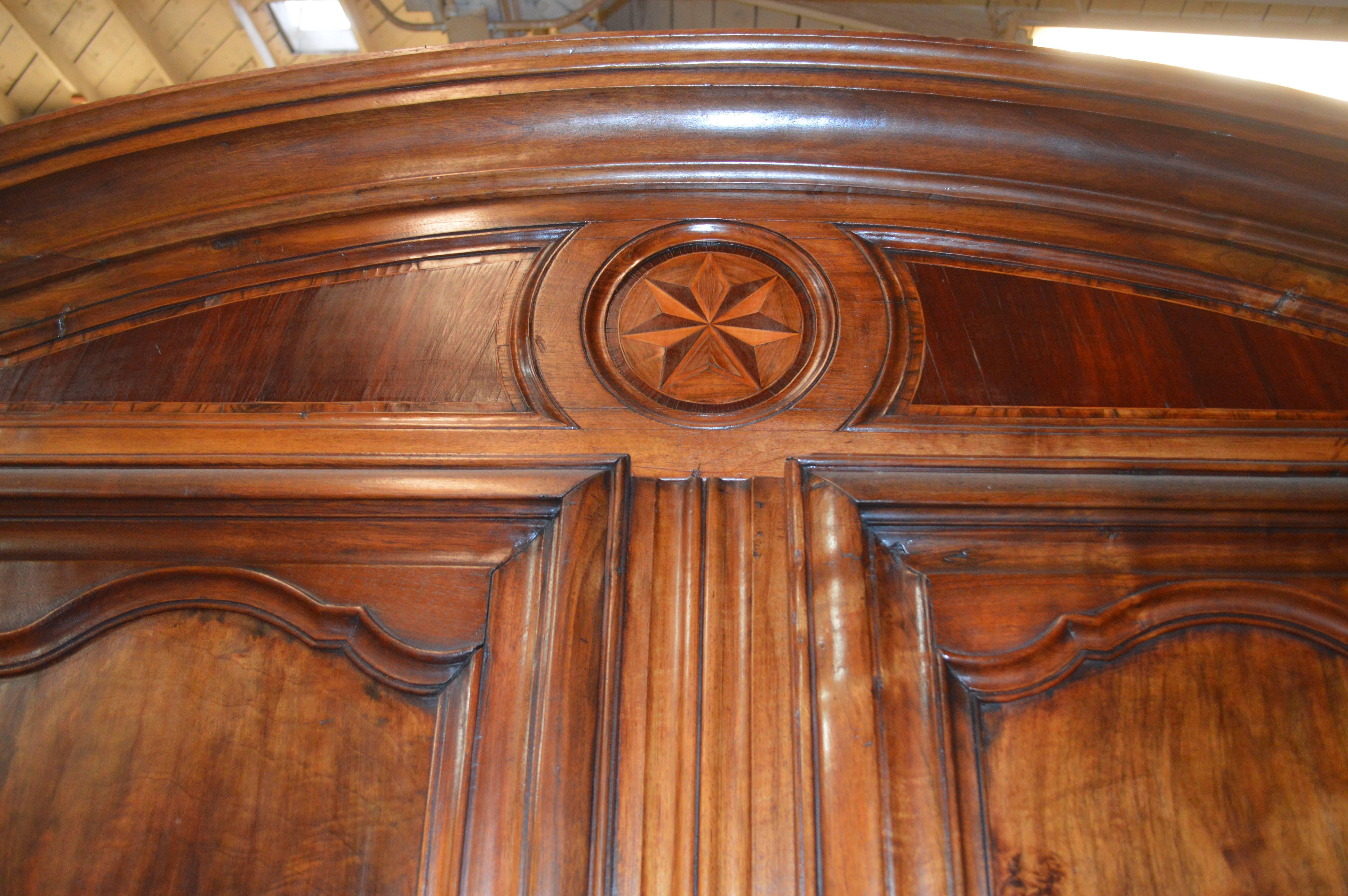 Large Louis XV Armoire in Walnut For Sale 2