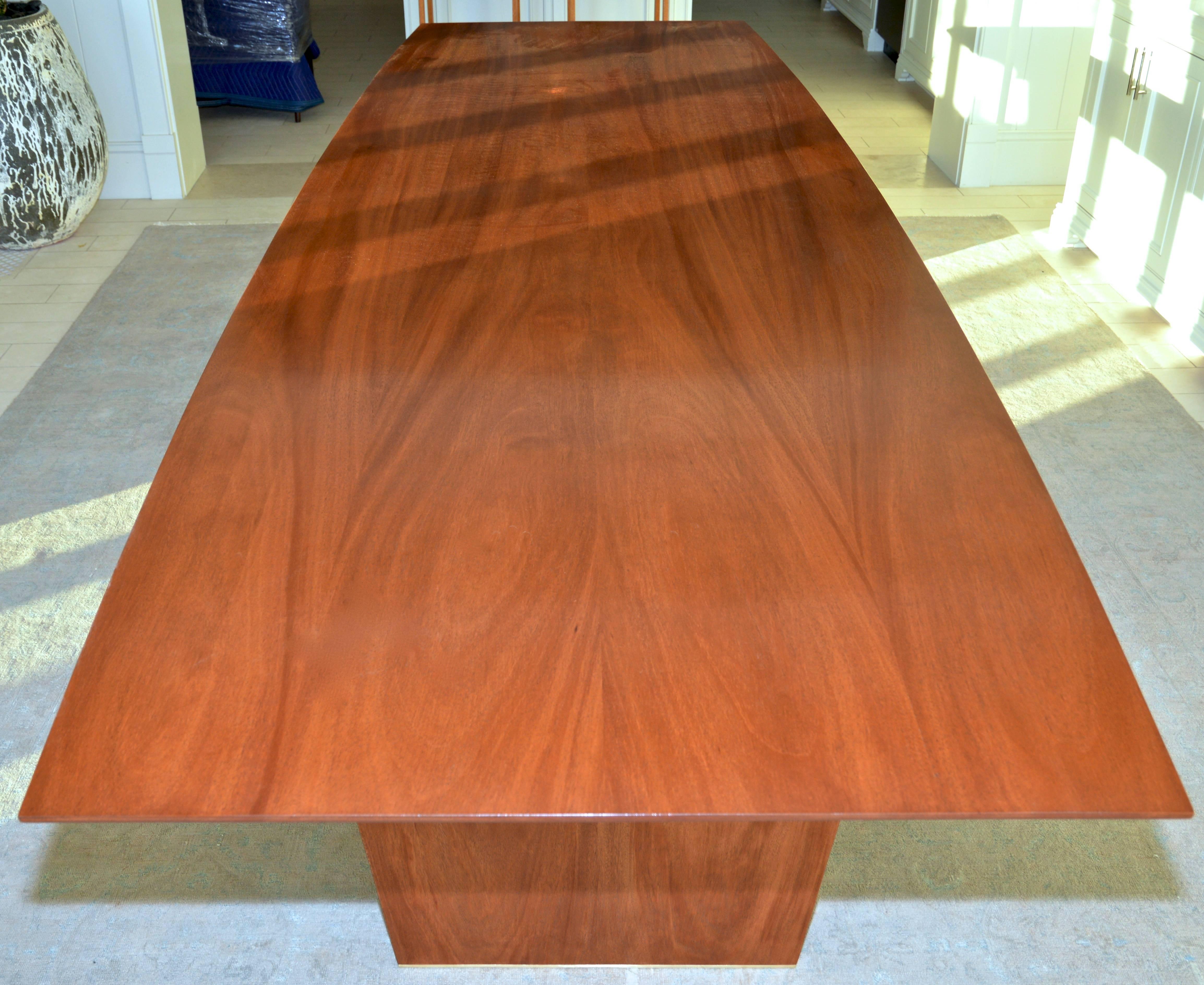 North American Dining Table in Solid Bookmatched Mahogany, Custom Made by Petersen Antiques For Sale