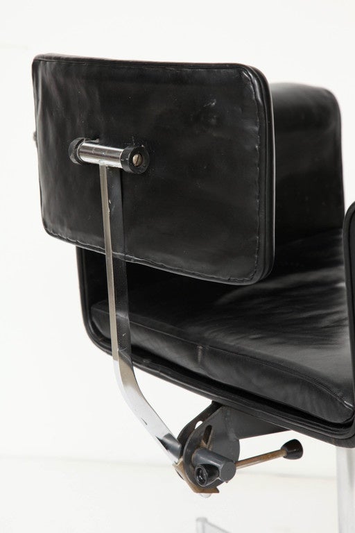 Danish Leather Chair by Jørgen Rasmussen for Kevi 2