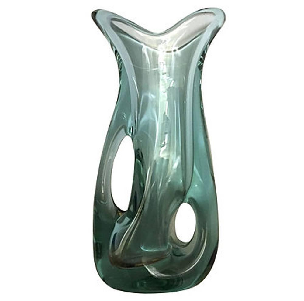 Biomorphic crystal vase by Sèvres, 1950s, in neodymium 