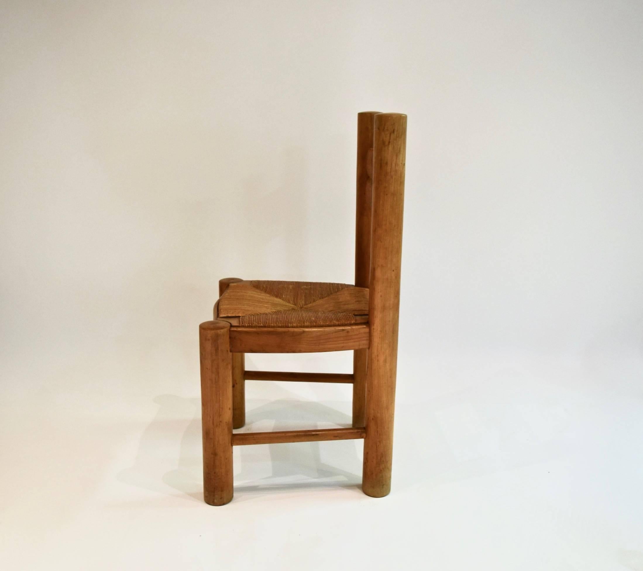 perpendicular chair