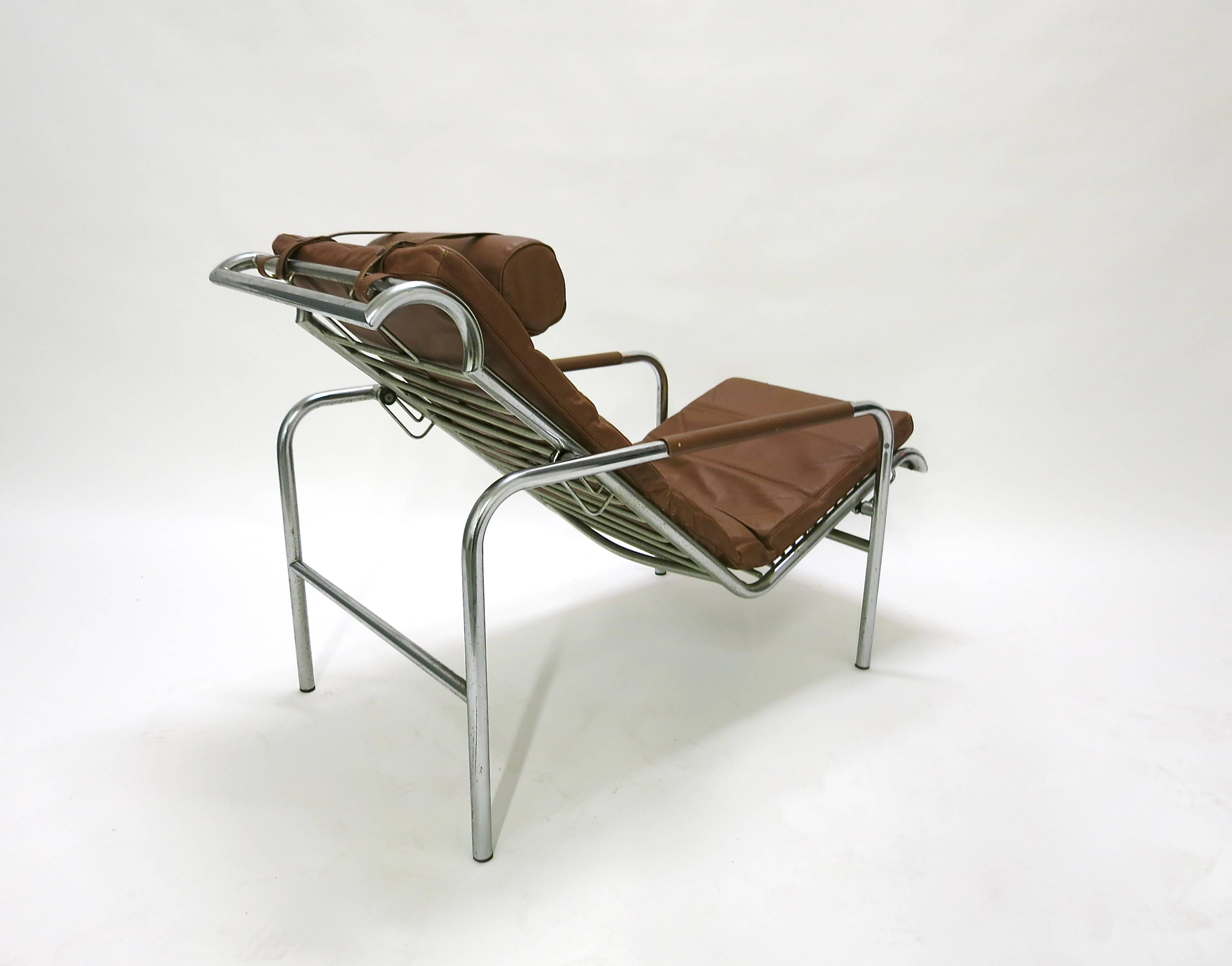 Mid-Century Modern Genni Chaise and Ottoman by Gabriele Mucchi for Zanotta Designed 1935, Italy