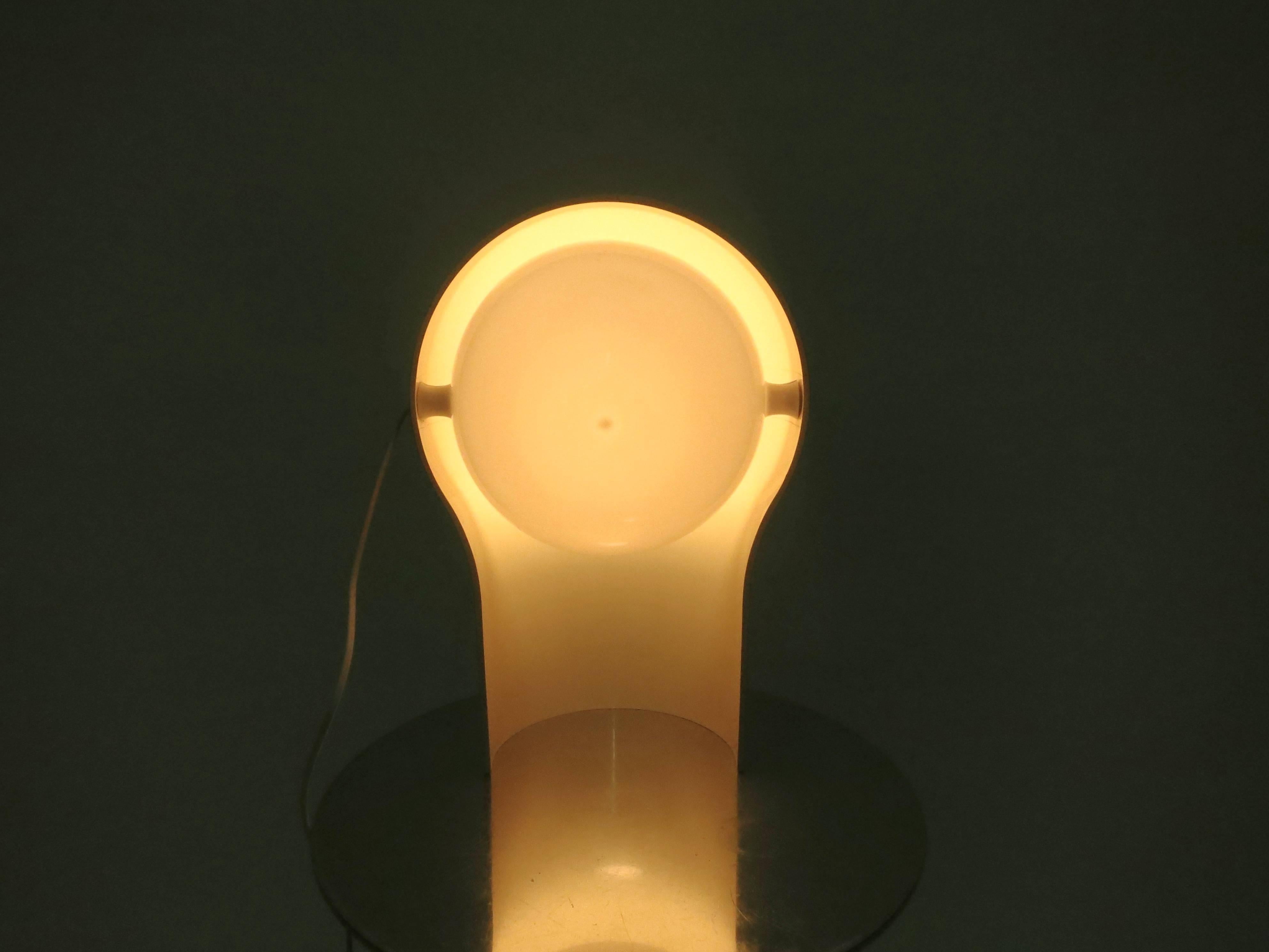 Plastic Pair of Vintage Telegono Lamps by Vico Magistretti for Artemide, Italy, 1968