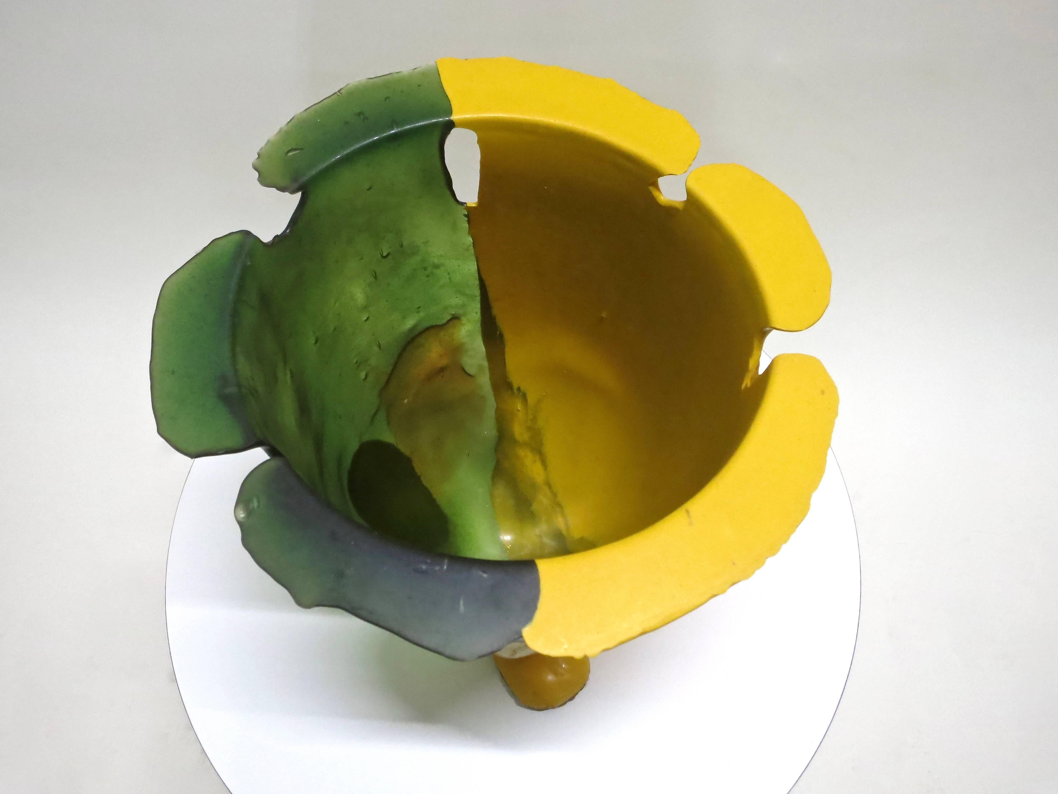 Vase Amazonia de l'artiste Gaetano Pesce, motif poisson, acheté dans les années 1990 à NY en vente 3