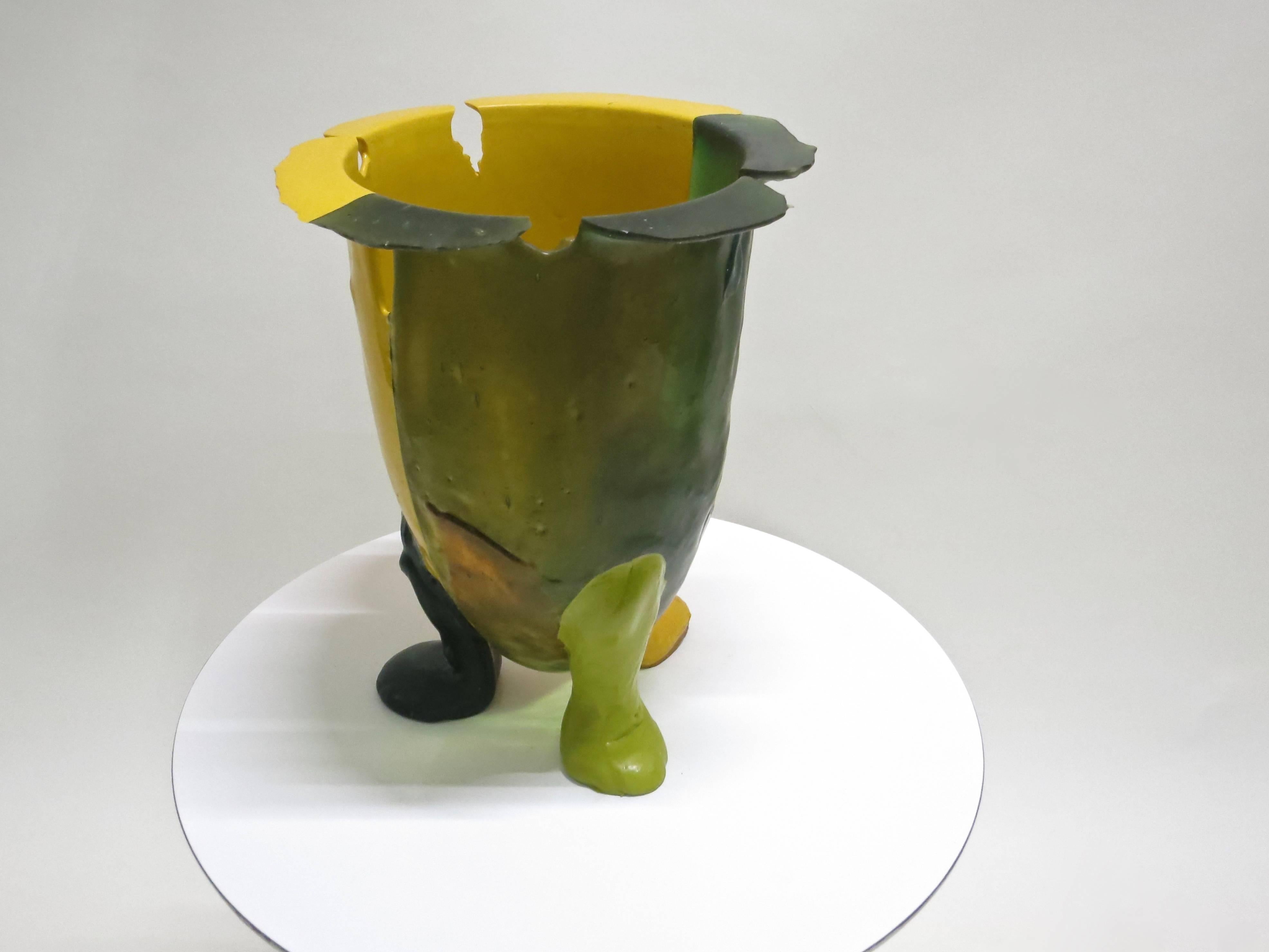 Vase Amazonia des Künstlers Gaetano Pesce, Fisch-Design, gekauft in den 1990er Jahren in NYC (Ende des 20. Jahrhunderts) im Angebot