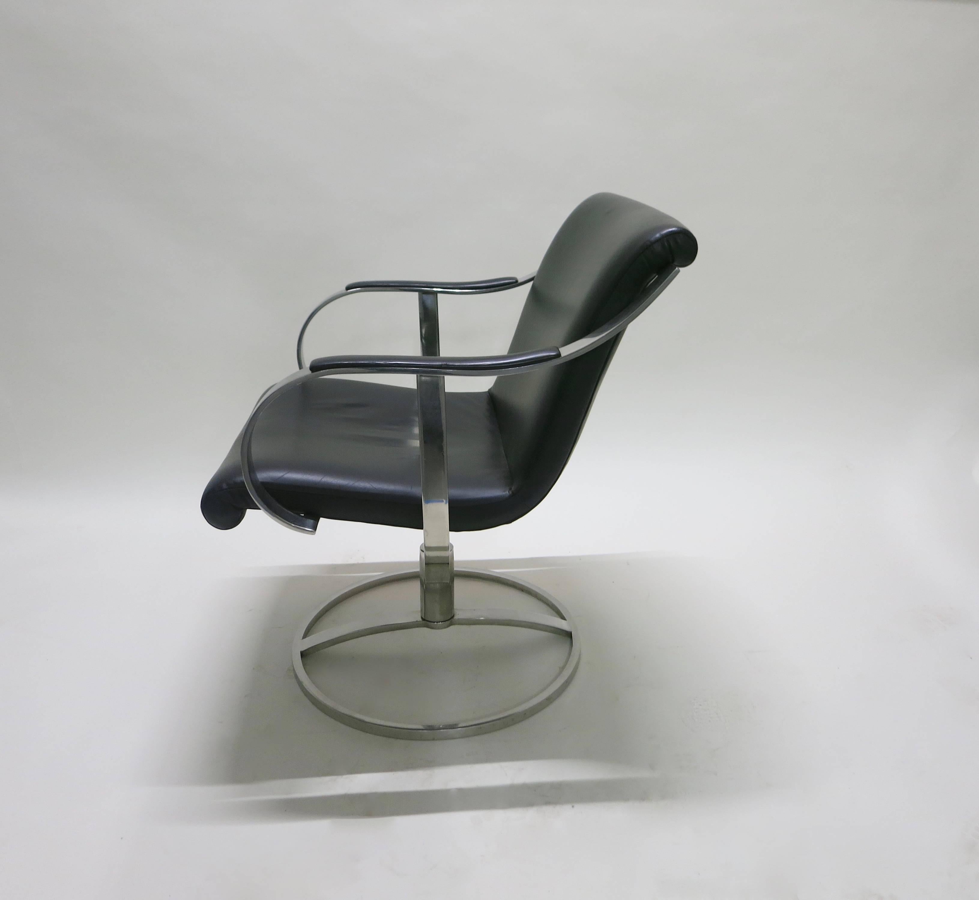 Pair of Swivel Chairs by Gardner Leaver for Steelcase, circa 1965, American 1
