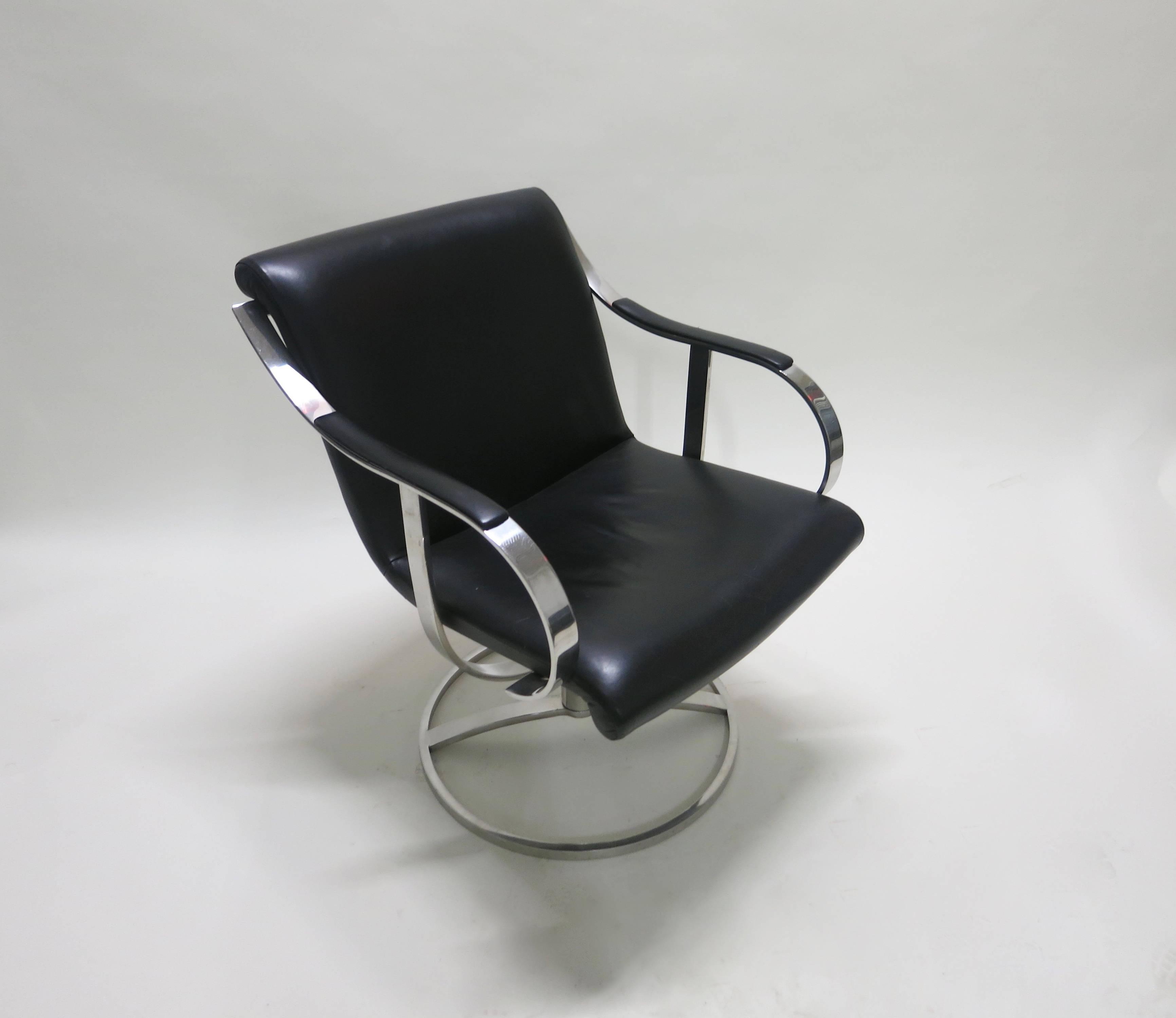 Pair of Swivel Chairs by Gardner Leaver for Steelcase, circa 1965, American 4