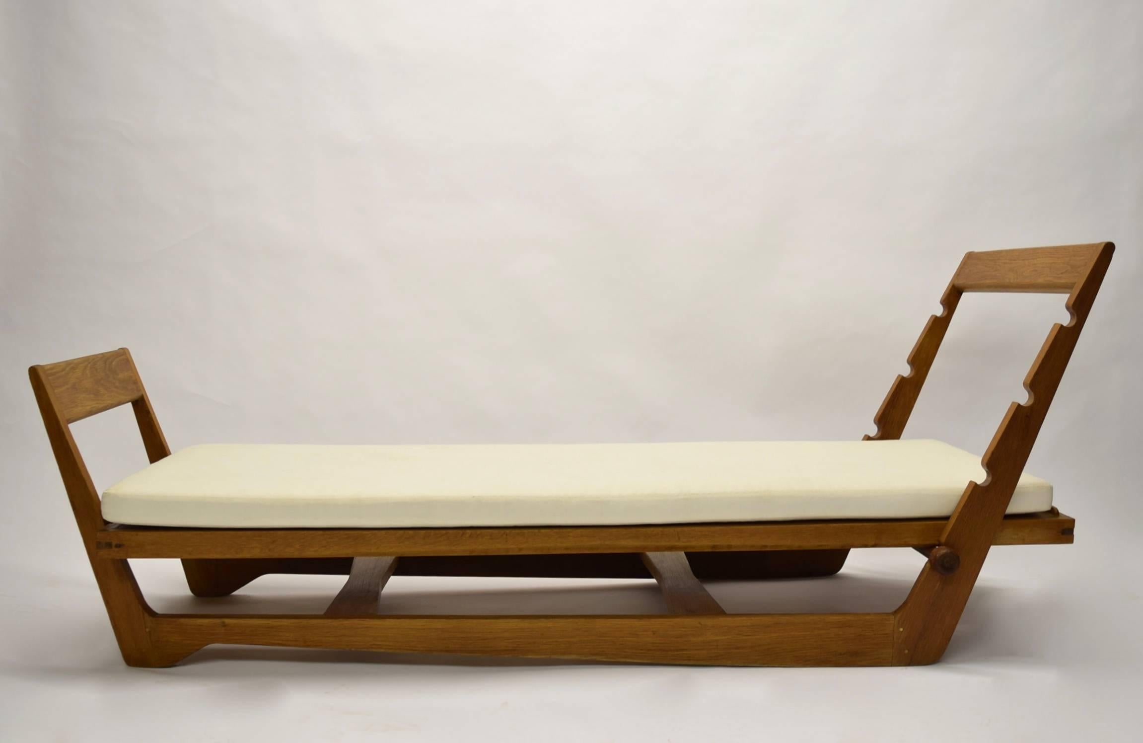 Oak Daybed designed by Maurice Pre, circa 1950, Made in France For Sale 1