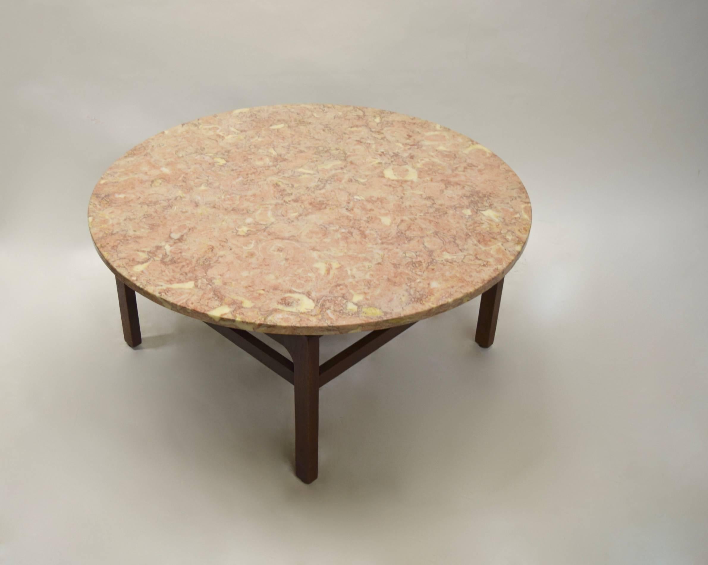 Pink Marble Coffee Table by Jens Risom, circa 1960, American In Excellent Condition In Jersey City, NJ