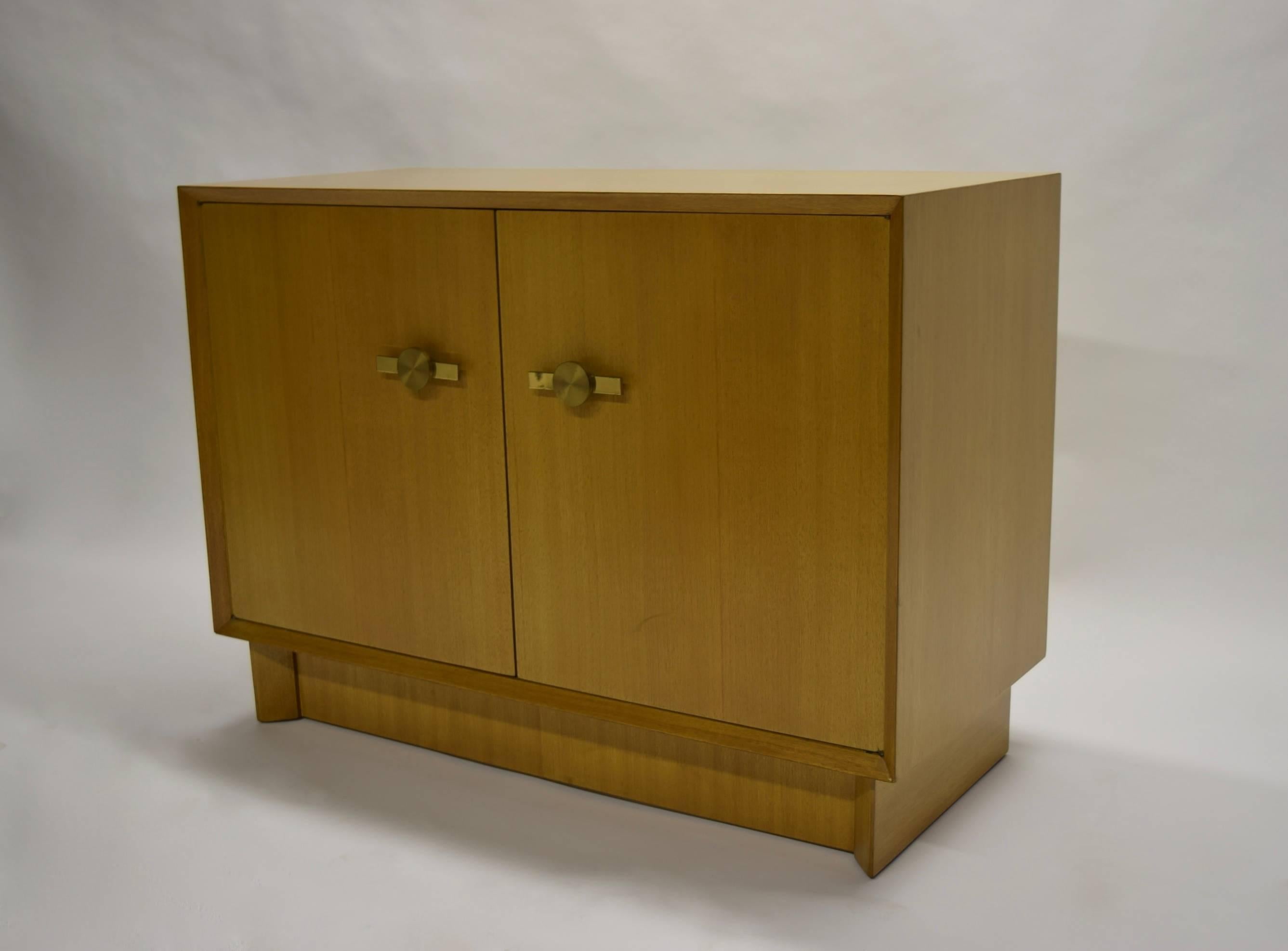 Mid-Century Modern Pair of Cabinets after Paul Frankl, circa 1940, Made in USA For Sale