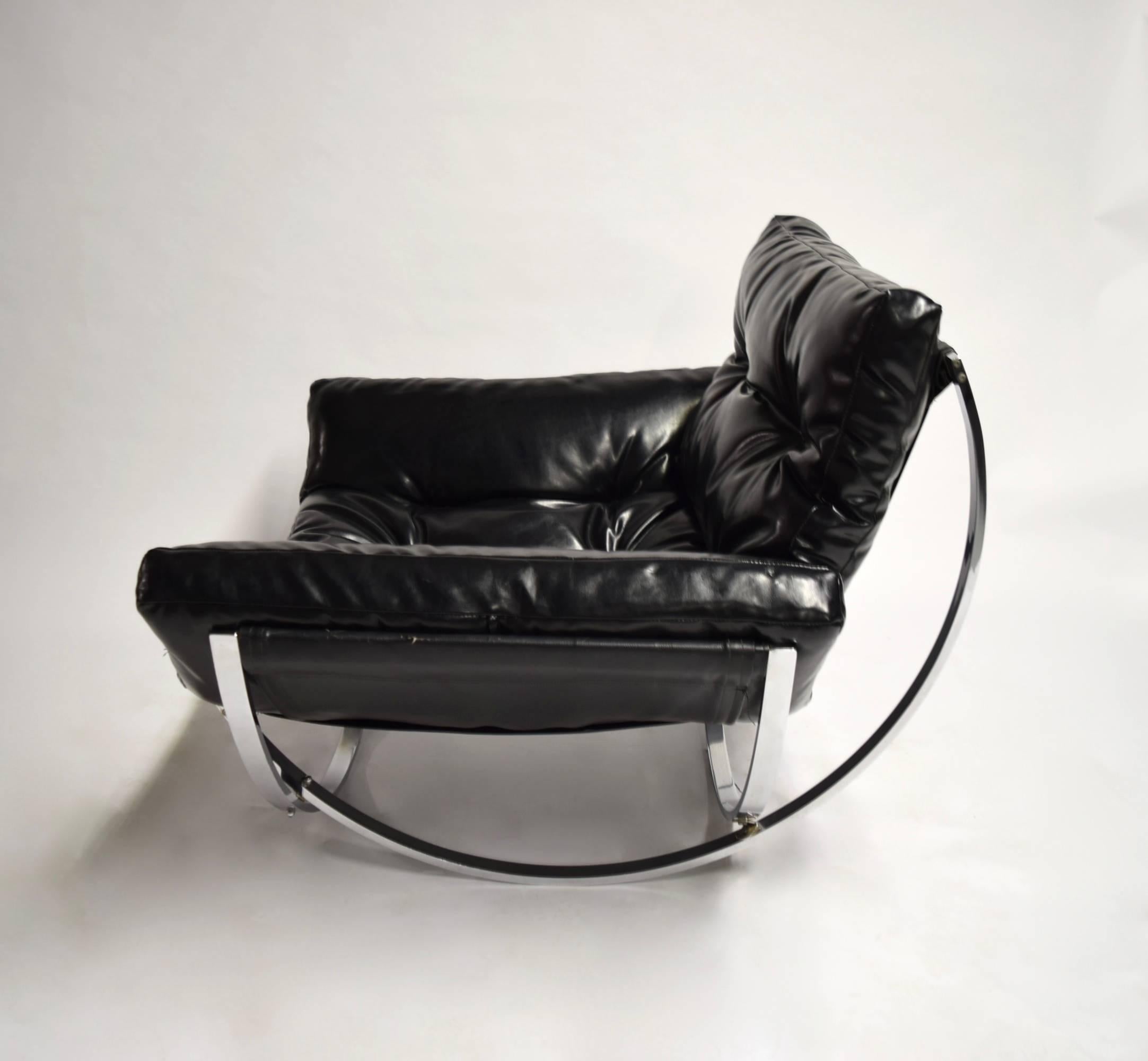Italian Large-Scale Lounge Chair and Ottoman by Leonart Bender for Charlton, circa 1970