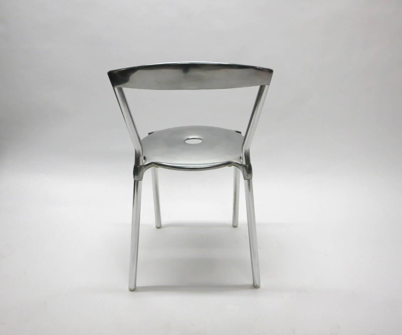 Sei sedie da pranzo impilabili in alluminio lucido di Allermuir, Regno Unito, 1998 in vendita 2