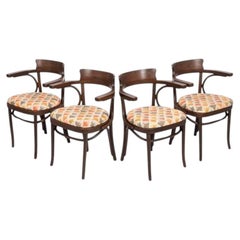 Chaises de salle à manger en bentwood de style café du milieu du siècle, à la manière de J&J Kohn