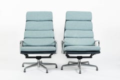 Fauteuils inclinables Eames Soft Pad, fauteuils de salon Herman Miller de la gamme « Blue Gray Aluminum »