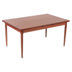 Mesa de comedor extensible de teca danesa de mediados de siglo de Kai Kristiansen (atr.)