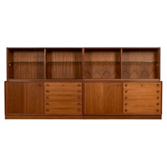 Coppia di vetrine-libreria svedesi in teak in stile Mid-Century Modern, anni '60
