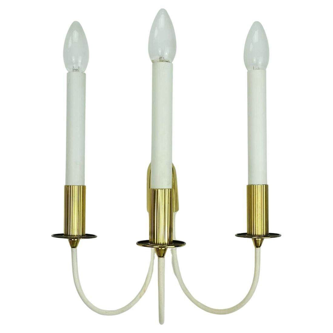 Grande applique 1950s 60s Midcentury Sconce Brass White Metal Cinema Light en vente