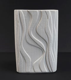 white heinrich porcelain VASE model 2086 matte glaze op art wave relief 1960s