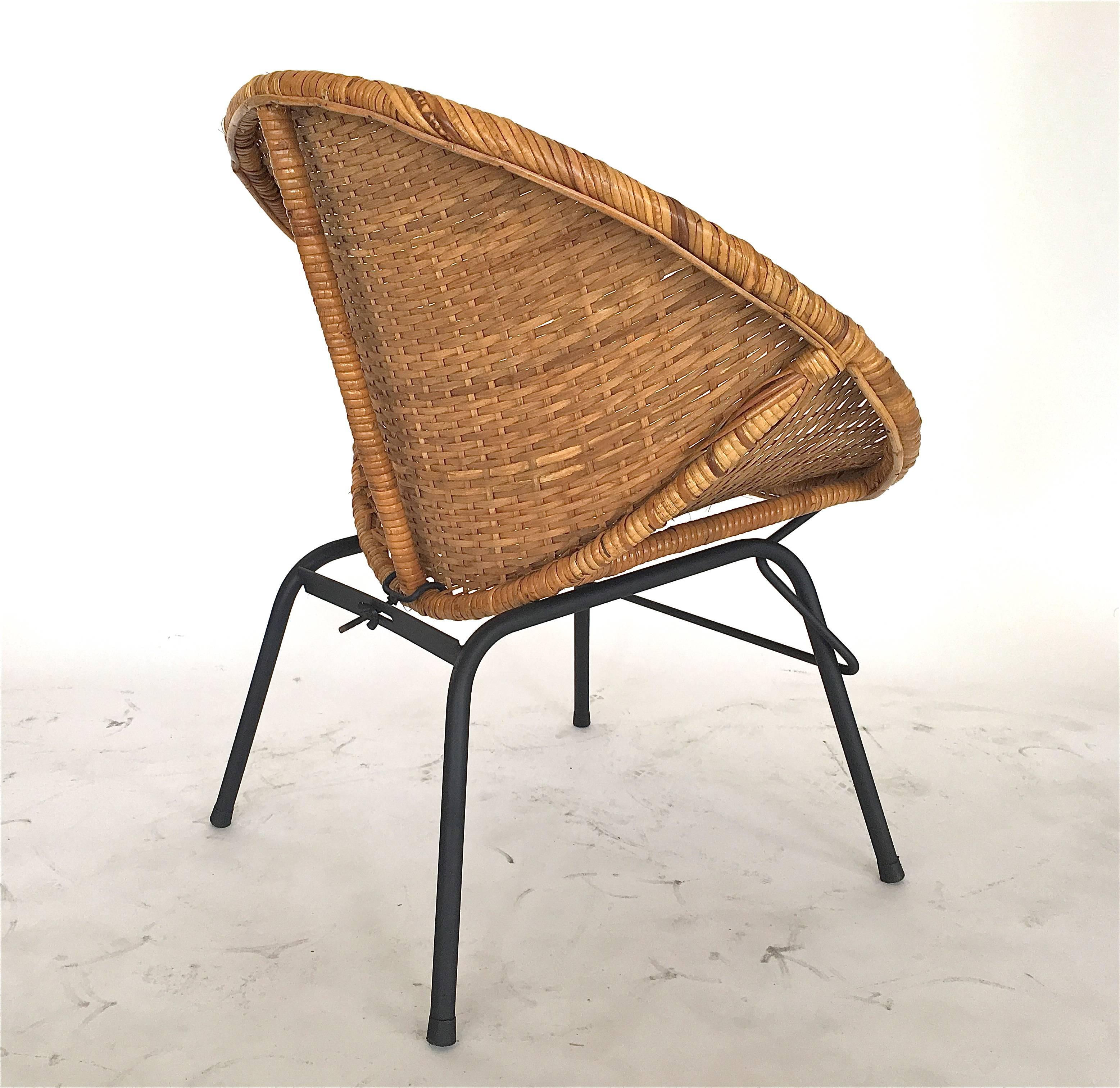wicker bucket chair