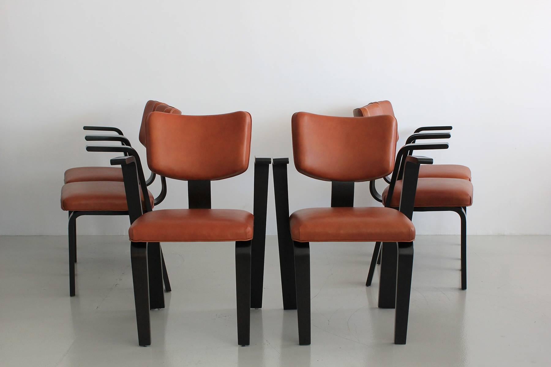 Set of Six Thonet Dining Chairs In Excellent Condition In Beverly Hills, CA