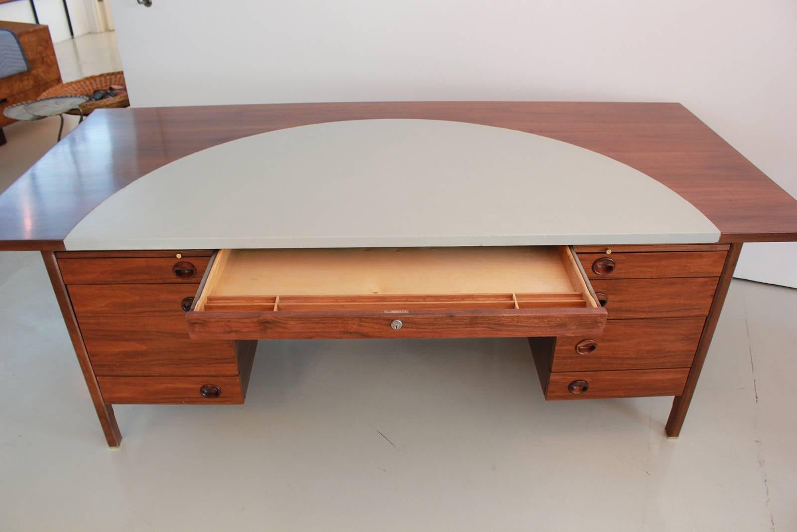 Edward Wormley for Dunbar Desk In Excellent Condition In Beverly Hills, CA