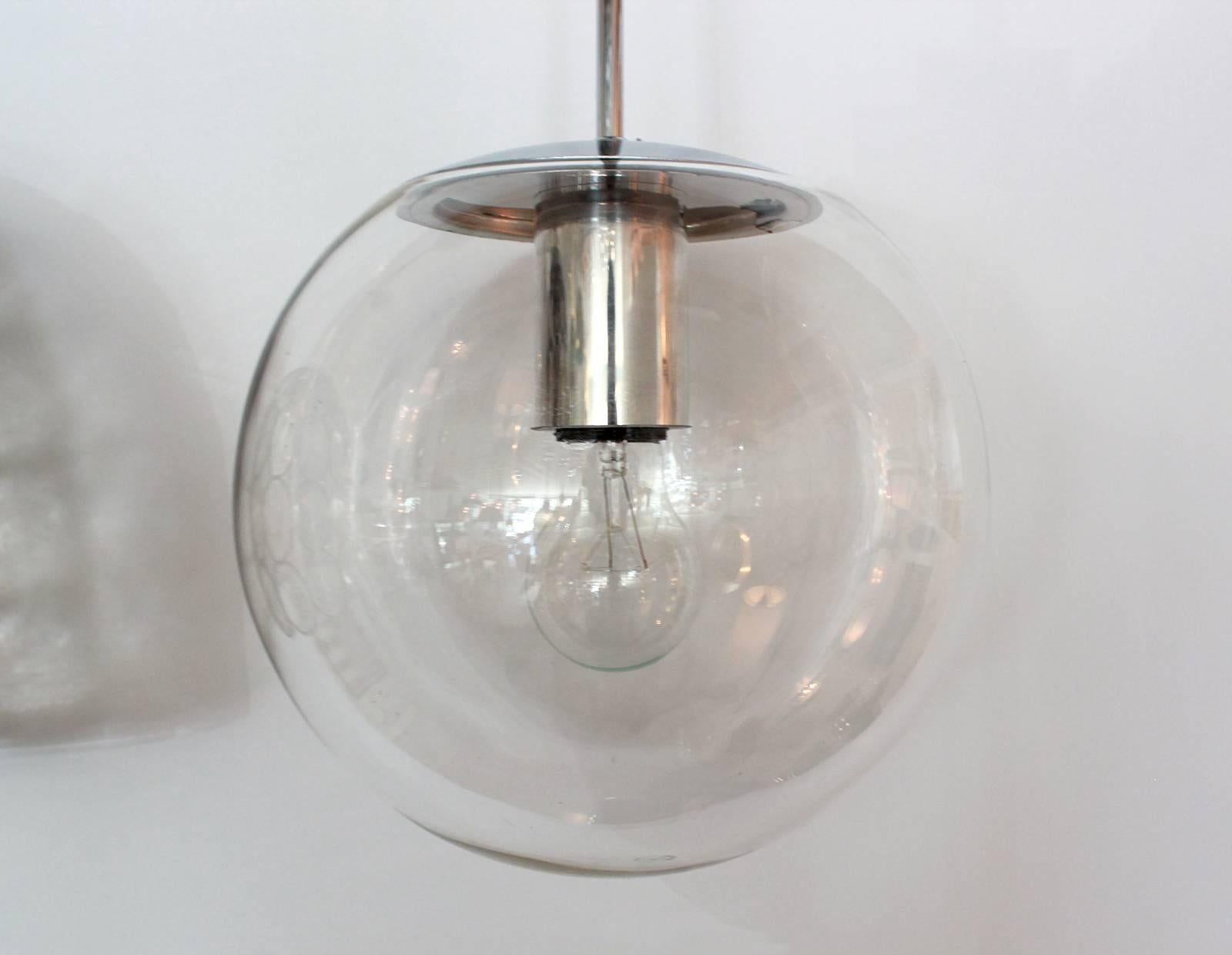 Clear Glass Globe Pendant In Good Condition In Beverly Hills, CA