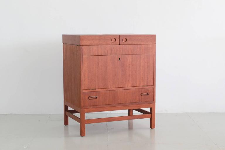 Unique Lift Top Bar Cabinet At 1stdibs