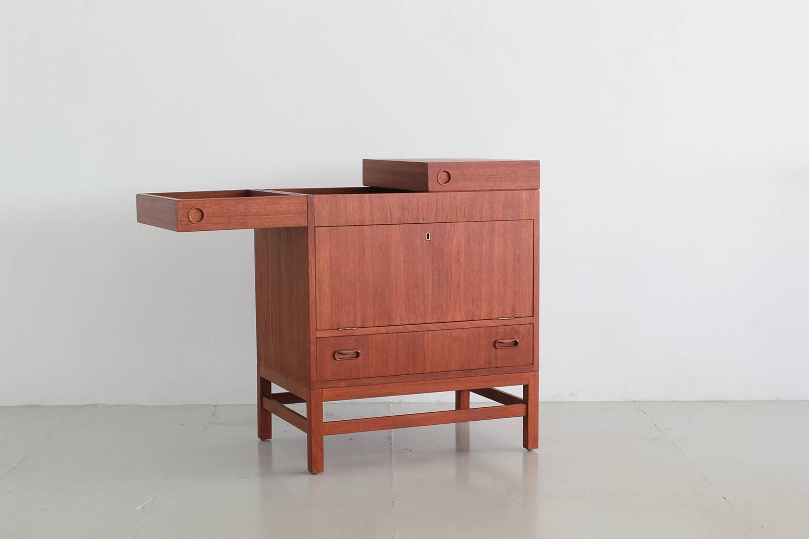 unique bar cabinets