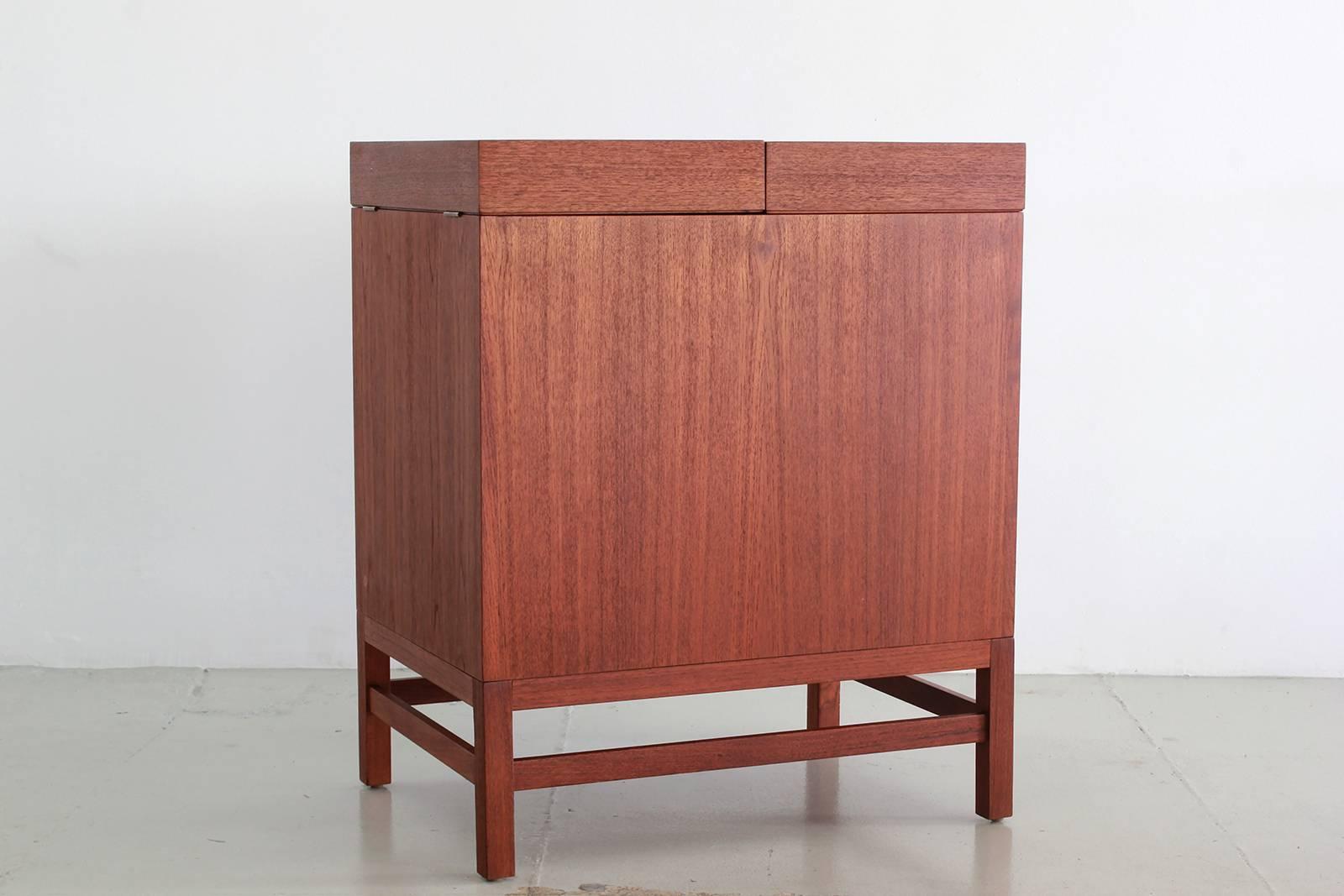 Unique Lift Top Bar Cabinet 1