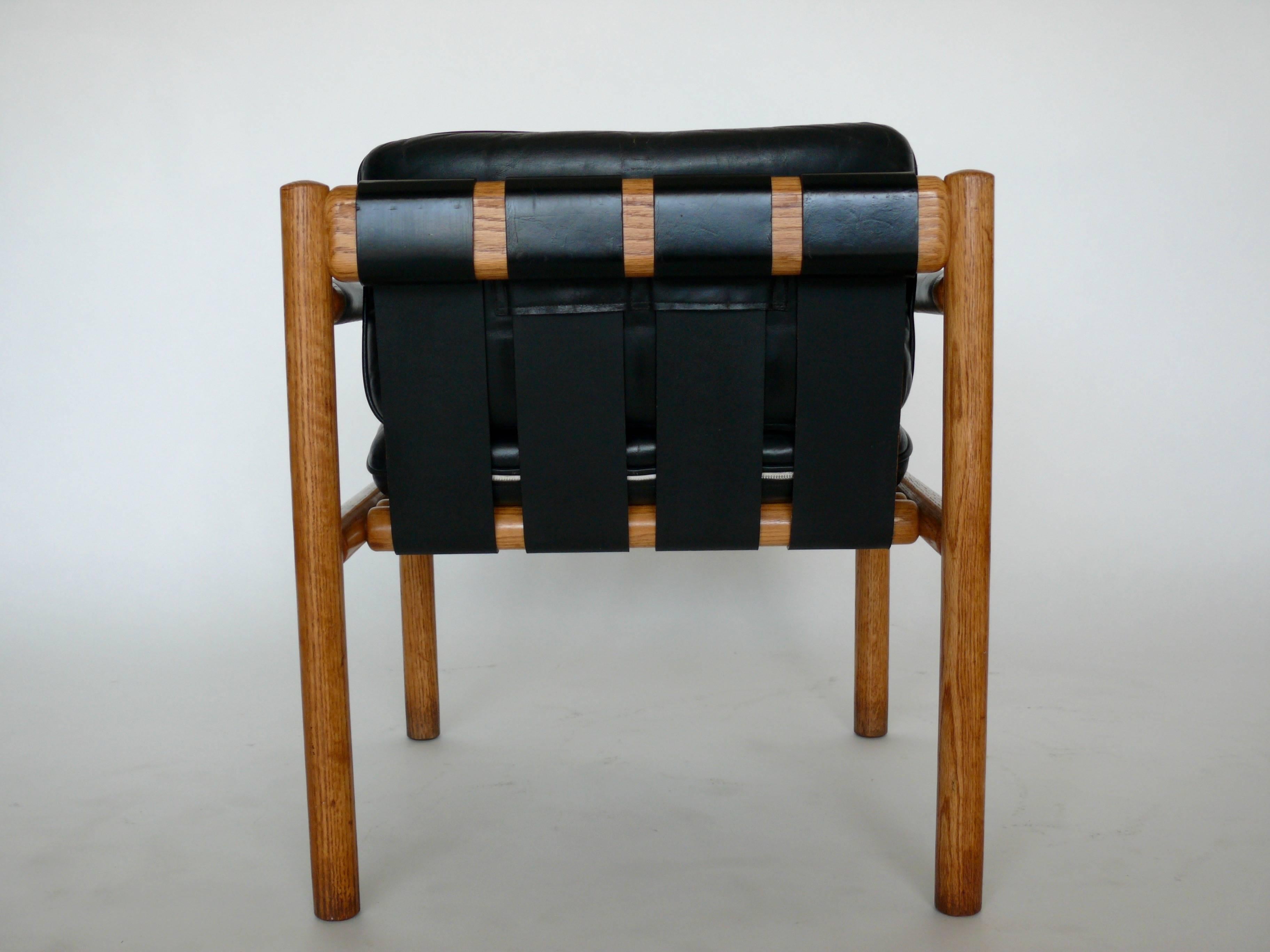 Italian Pair of Chairs Attributed to Carlo Scarpa