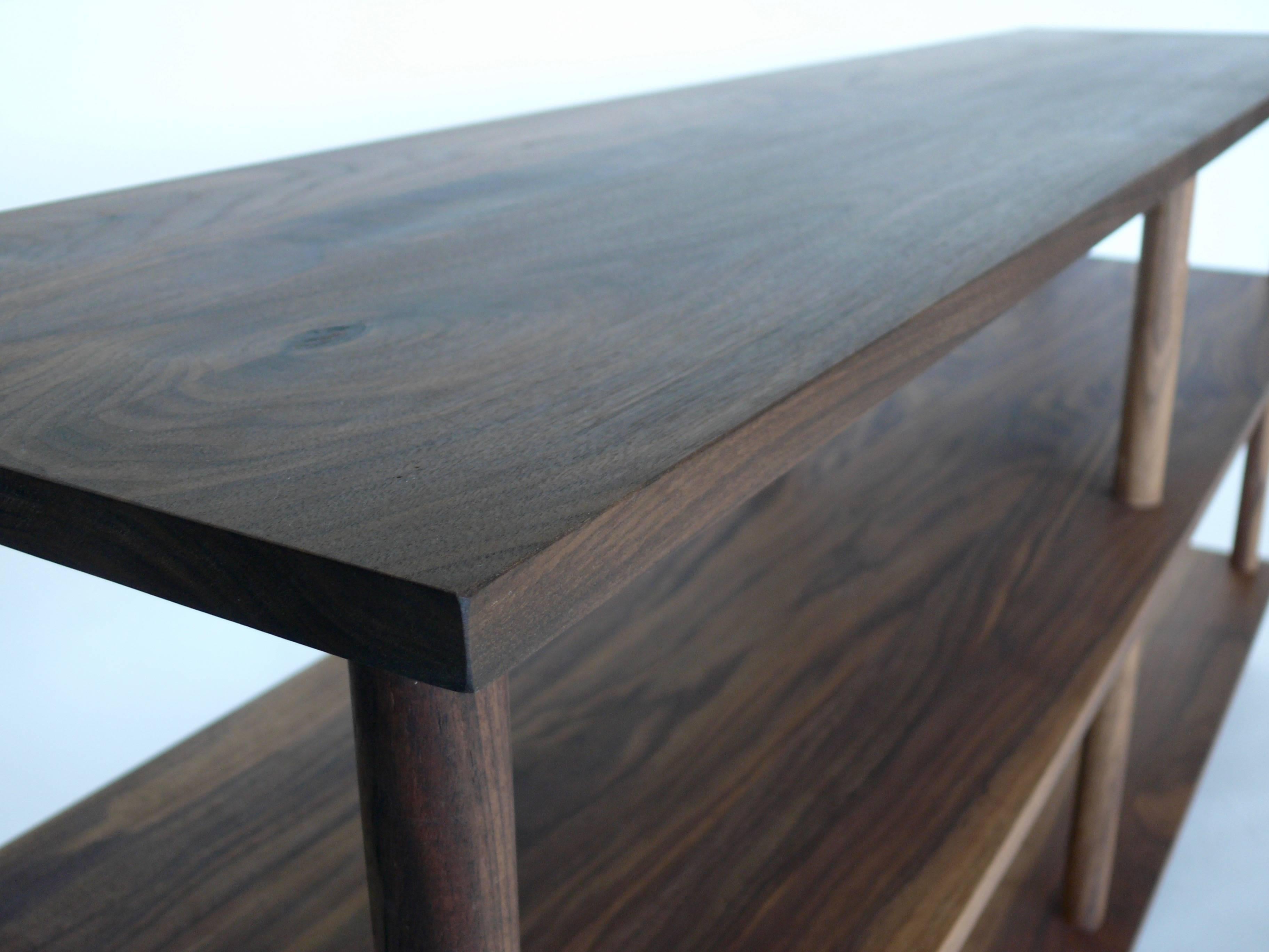 Walnut Console In Excellent Condition In Beverly Hills, CA