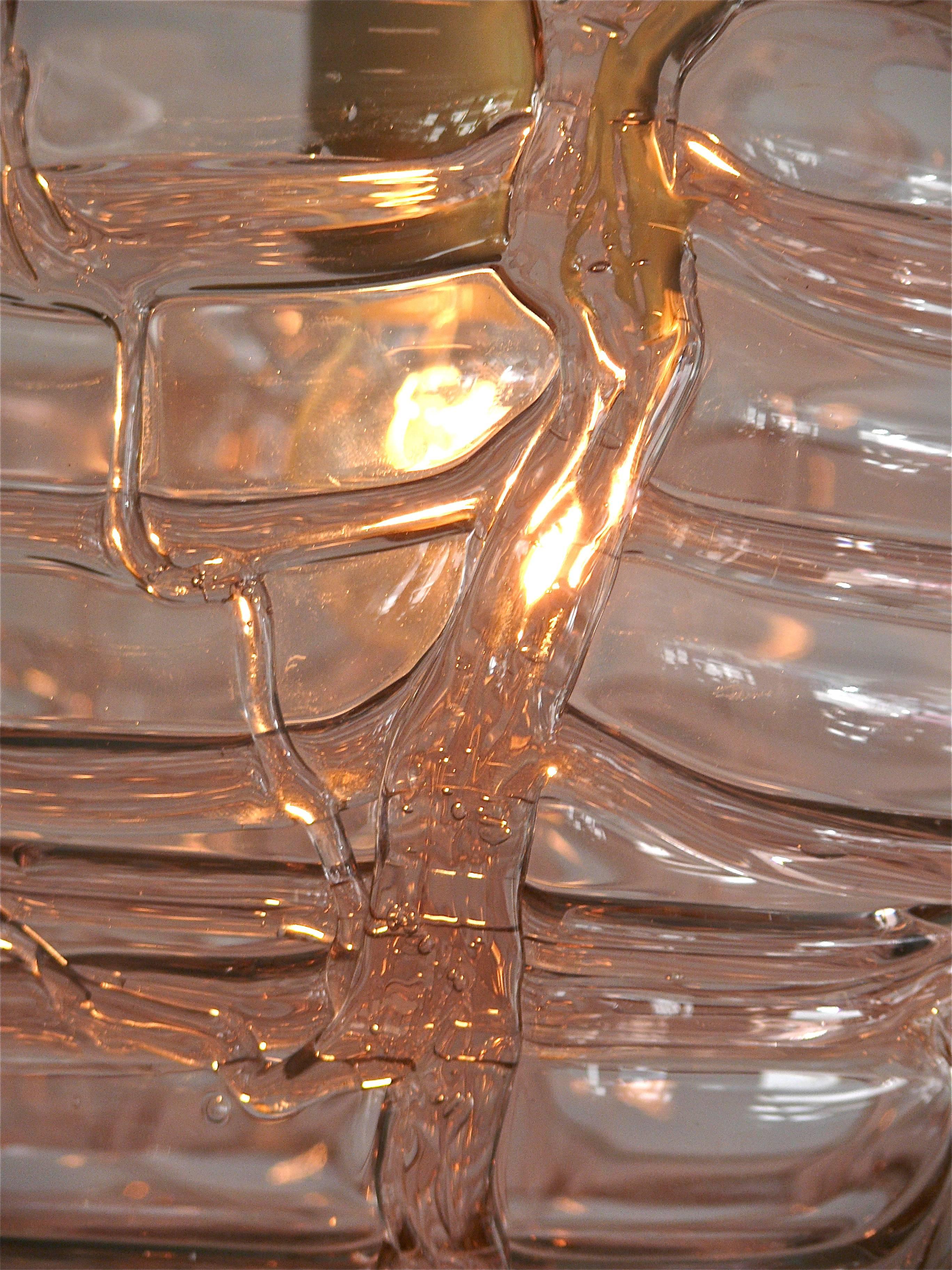 Brass Doria Textured Glass Pendant