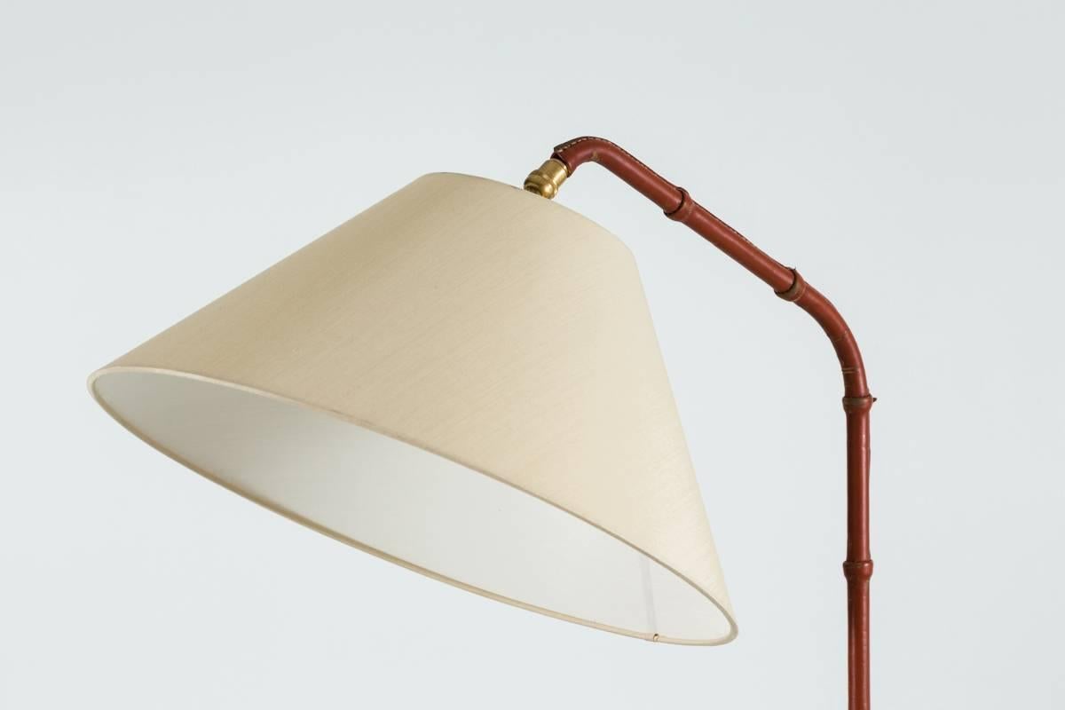 magazine rack with lamp