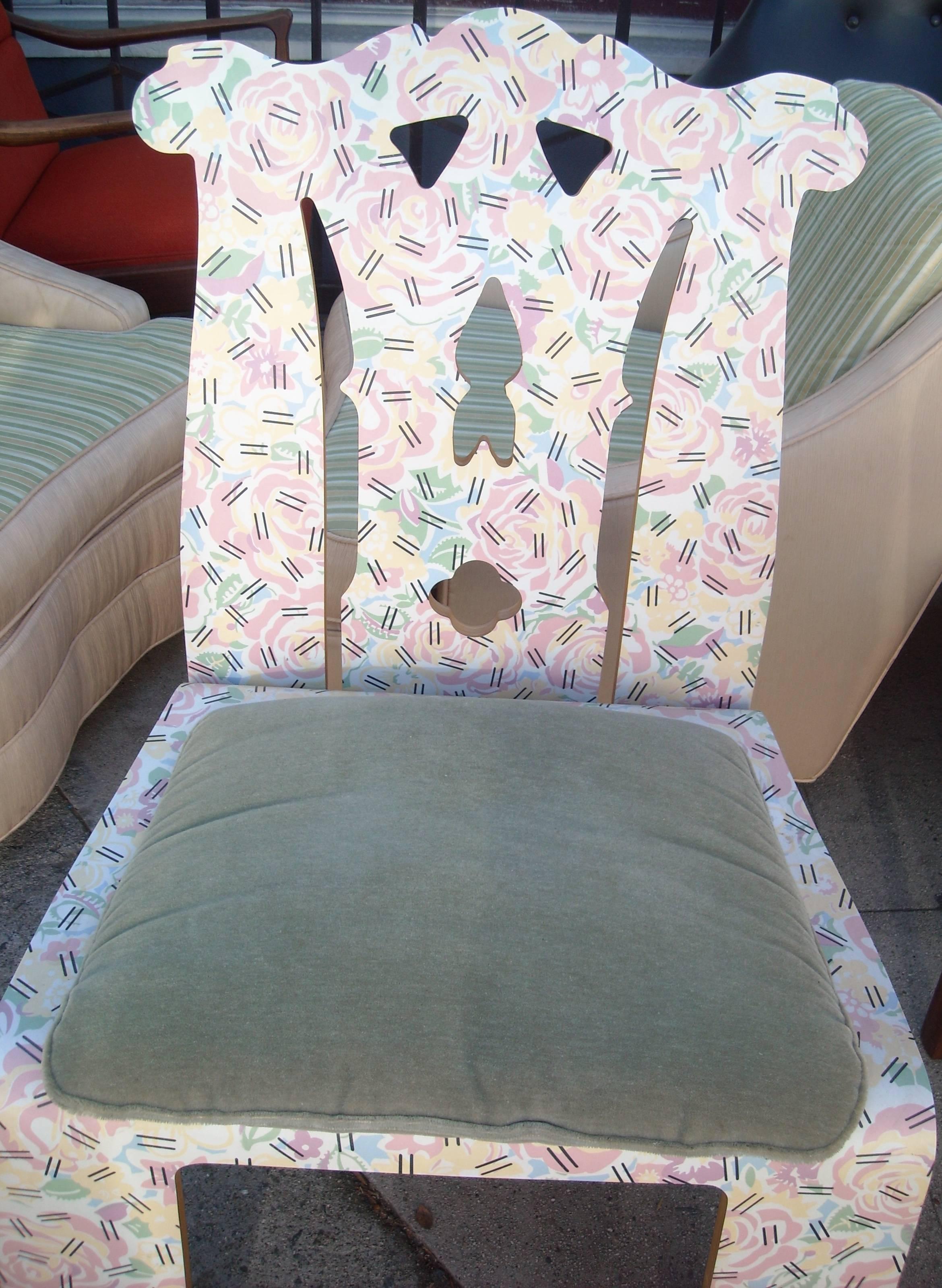 Robert Venturi, Chippendale Chair, Grandmother's Tablecloth, for Knoll en Excelente Estado en Los Angeles, CA