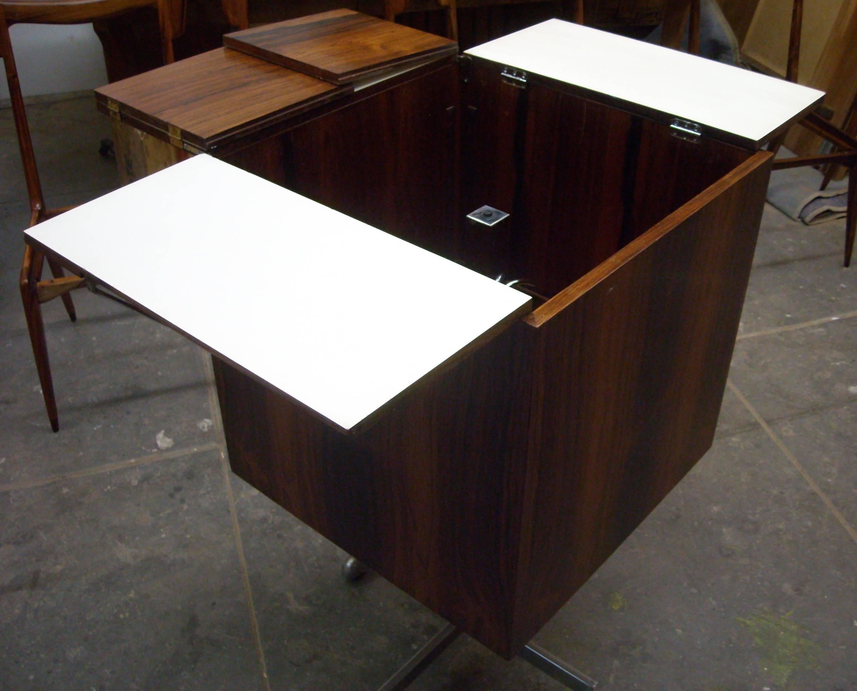 Mid-20th Century Rosewood and Chrome Cube Dry Bar, Cart, Trolley by Georg Petersens