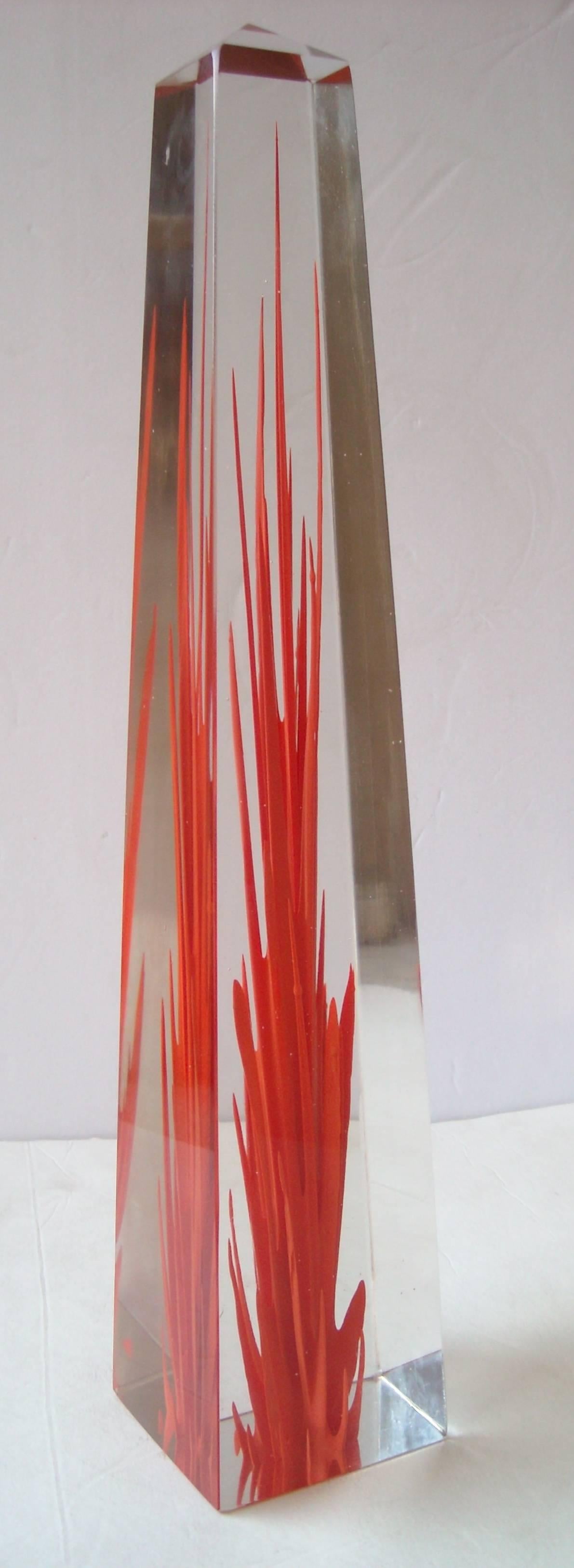 Amazing Murano glass obelisk, made by Venini. This piece is diamond signed and still traces of the original label as shown in pictures. (Venini, Italia).