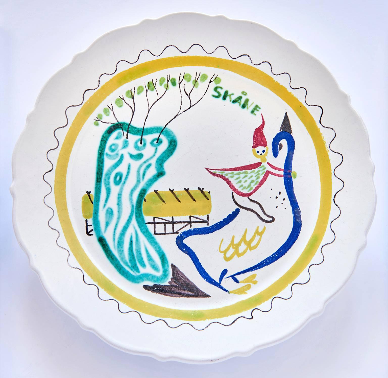 Mid-20th Century Set of Nine Hand-Painted Faience Dinner Plates by Stig Lindberg