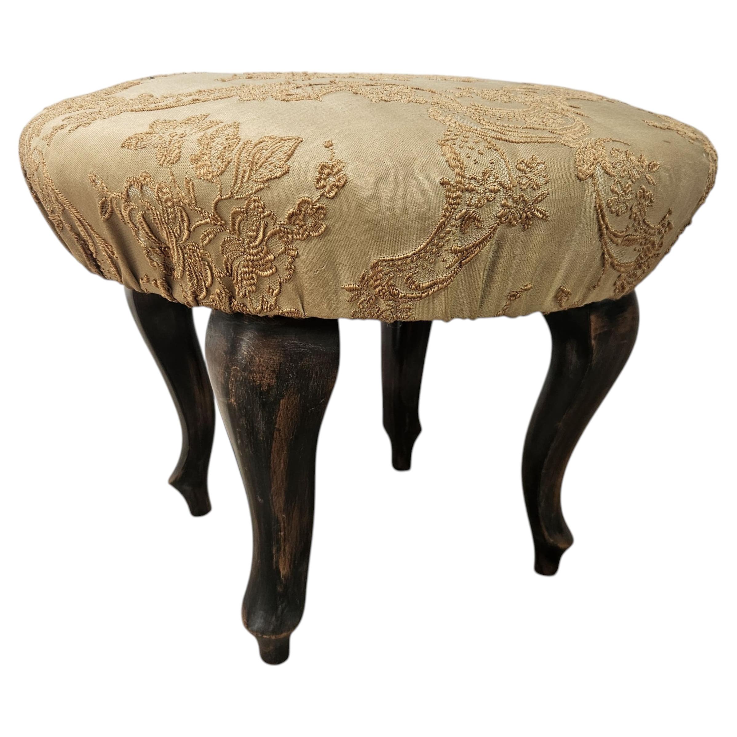 Antique Walnut Pouf with Upholstered Fabric Seat, Vintage Style, 1940 in vendita