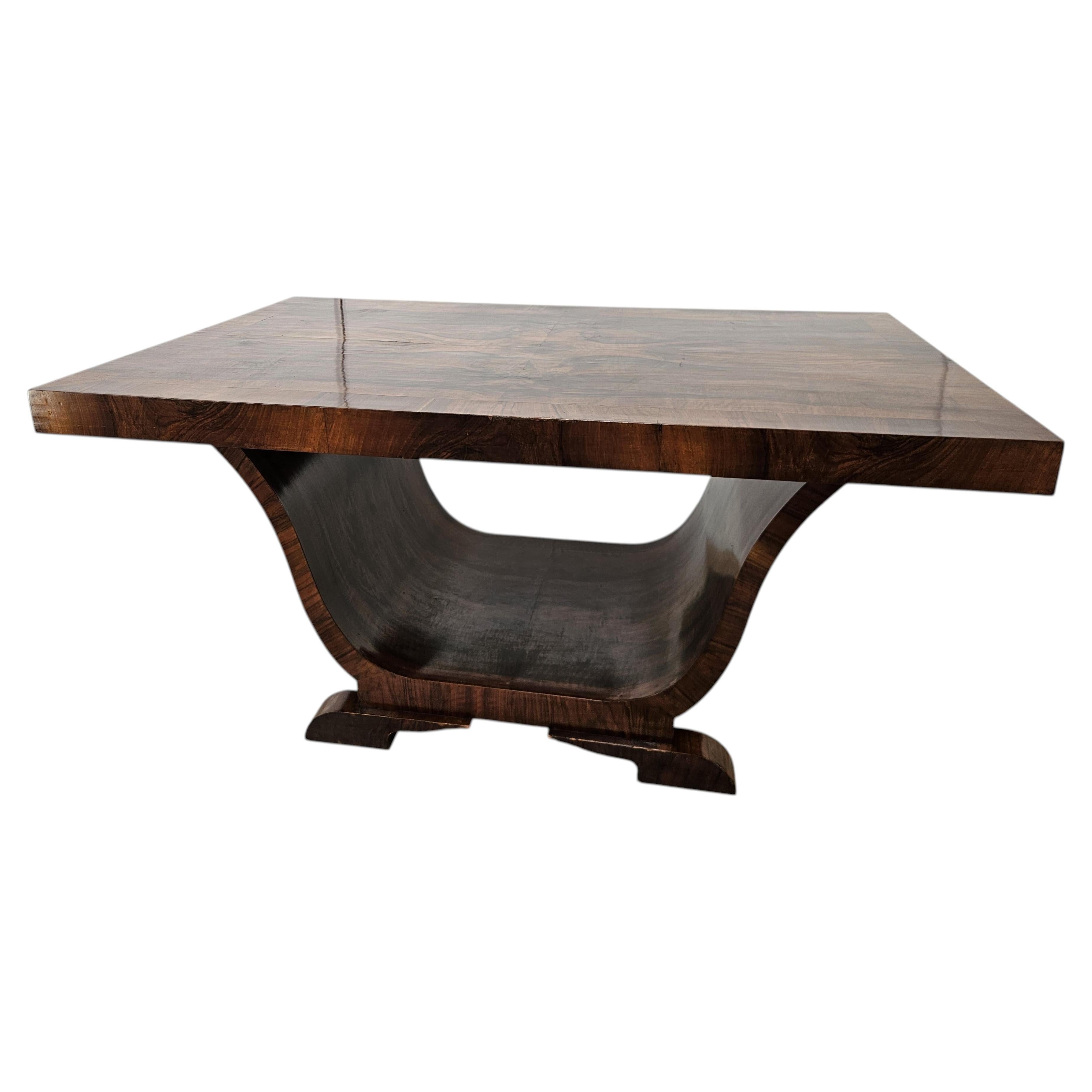 Art Deco Dining Table, Walnut Burl, Sculptural Design, Italy, 1940s For Sale