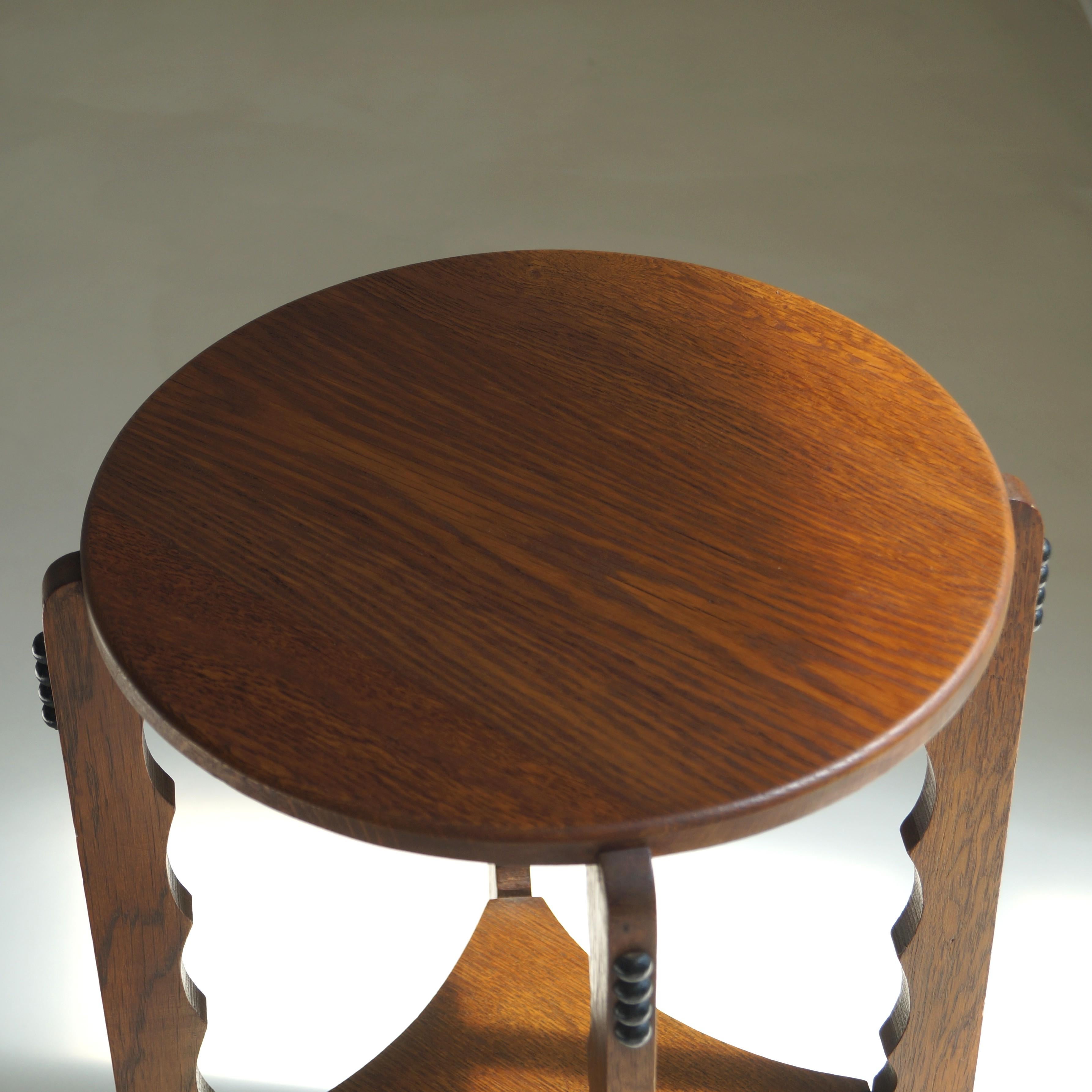 Guéridon hollandais Art déco École d'Amsterdam, années 1920 en vente 9