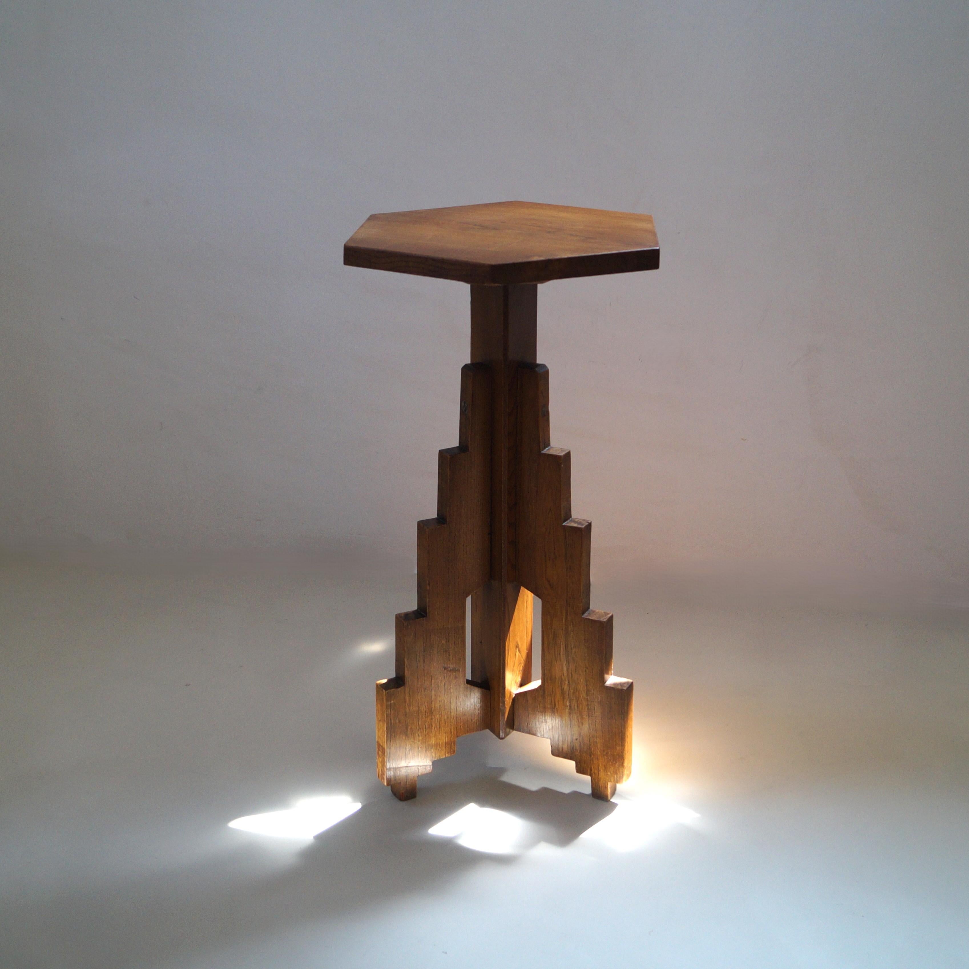 Dutch Art Deco hexagonal modernist pedestal, 1920s For Sale 2
