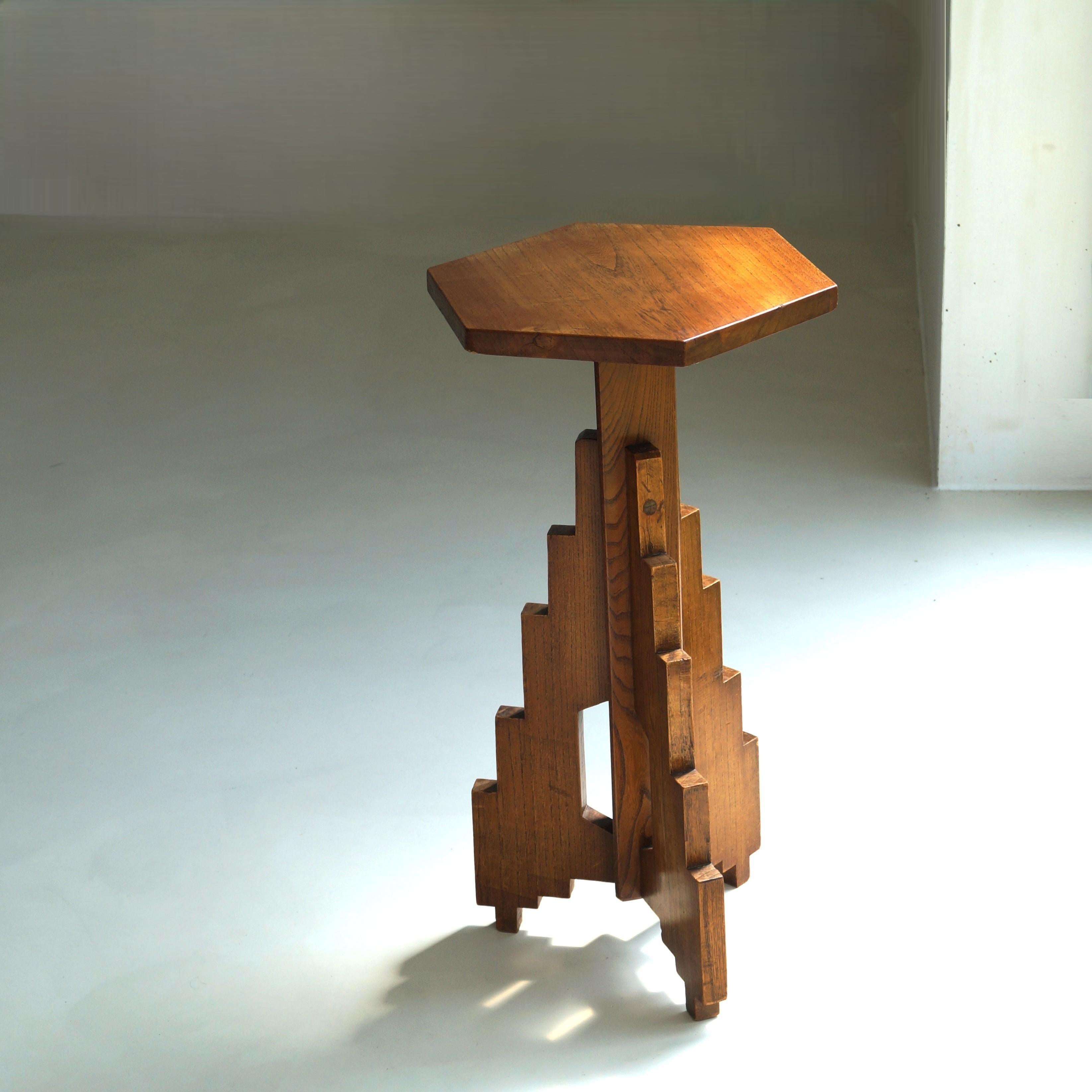 Dutch Art Deco hexagonal modernist pedestal, 1920s For Sale 7