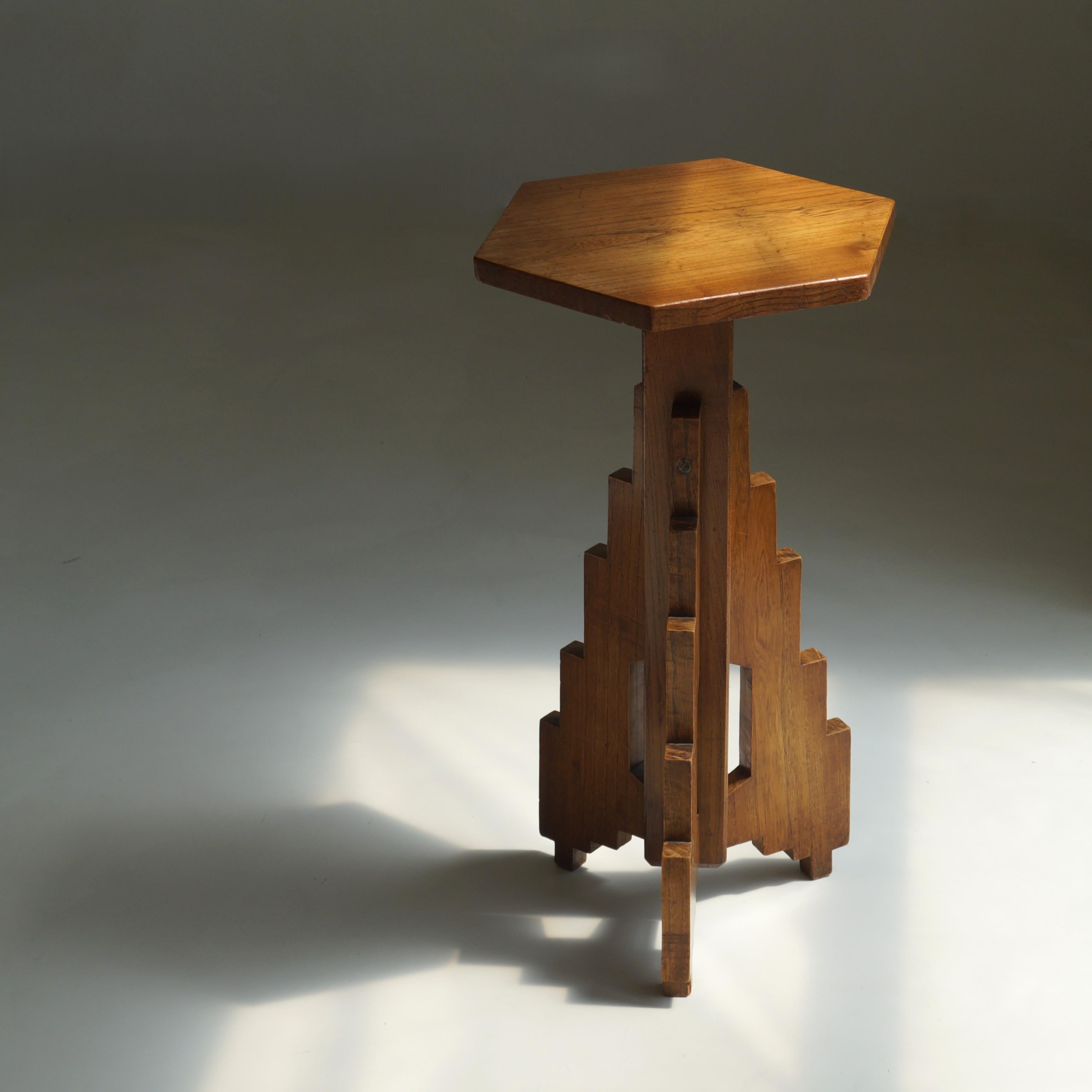 Dutch Art Deco hexagonal modernist pedestal, 1920s For Sale 13