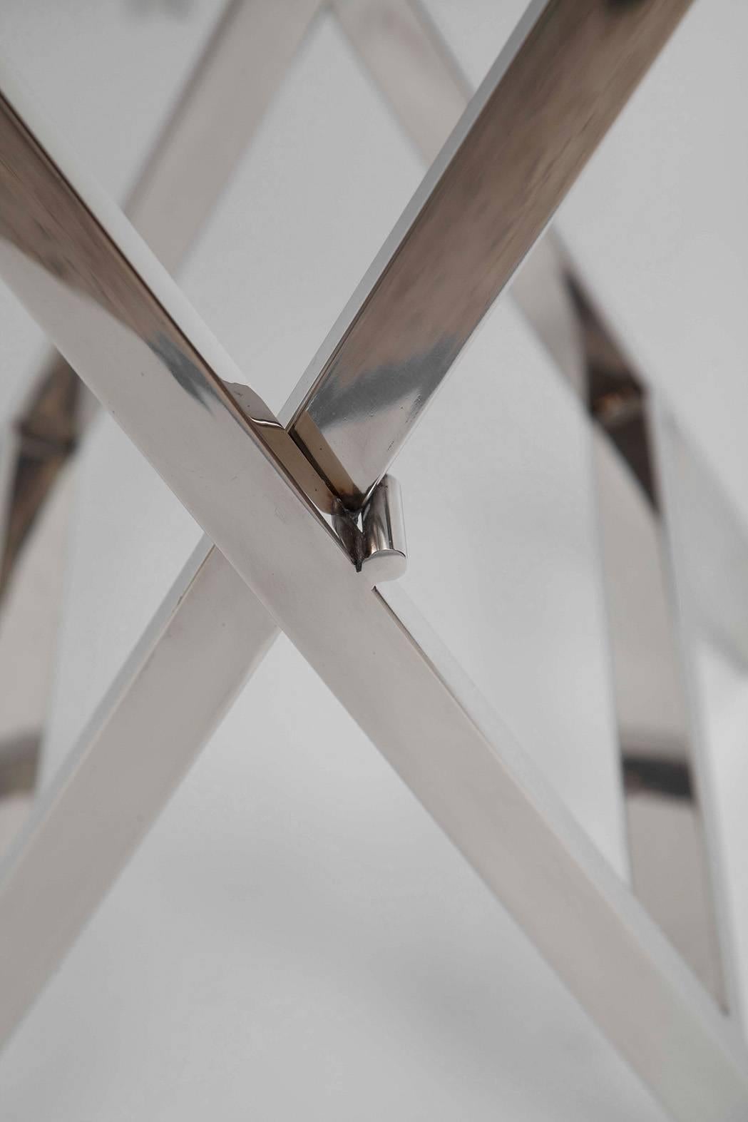 Poli Table d'appoint en galuchat et chrome poli en vente