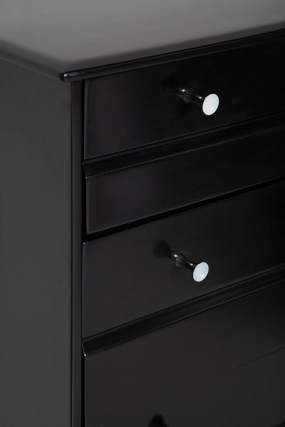 Heywood Wakefield Ebonised Tall Chest of Drawers In Excellent Condition In North Miami, FL
