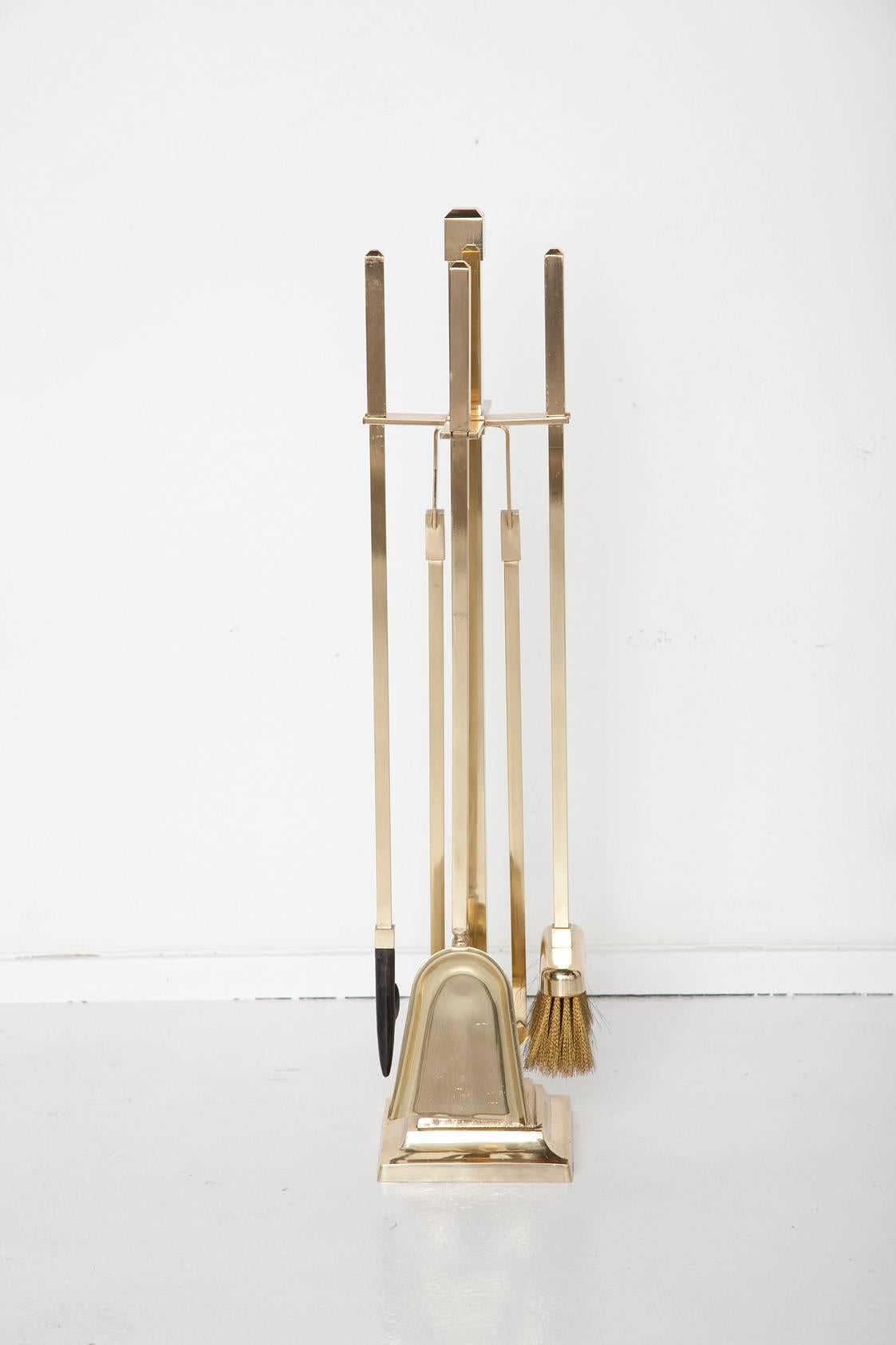 Vintage Polished Brass Fireplace Tool Set, circa 1970 In Excellent Condition In North Miami, FL