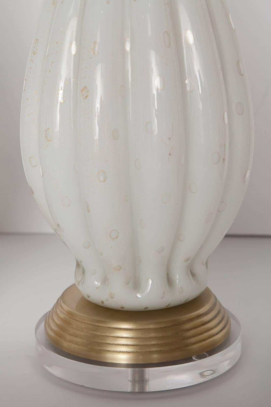 Fully Restored White Bullicante Murano Glass Lamps with Gold Leaf, circa 1960 1