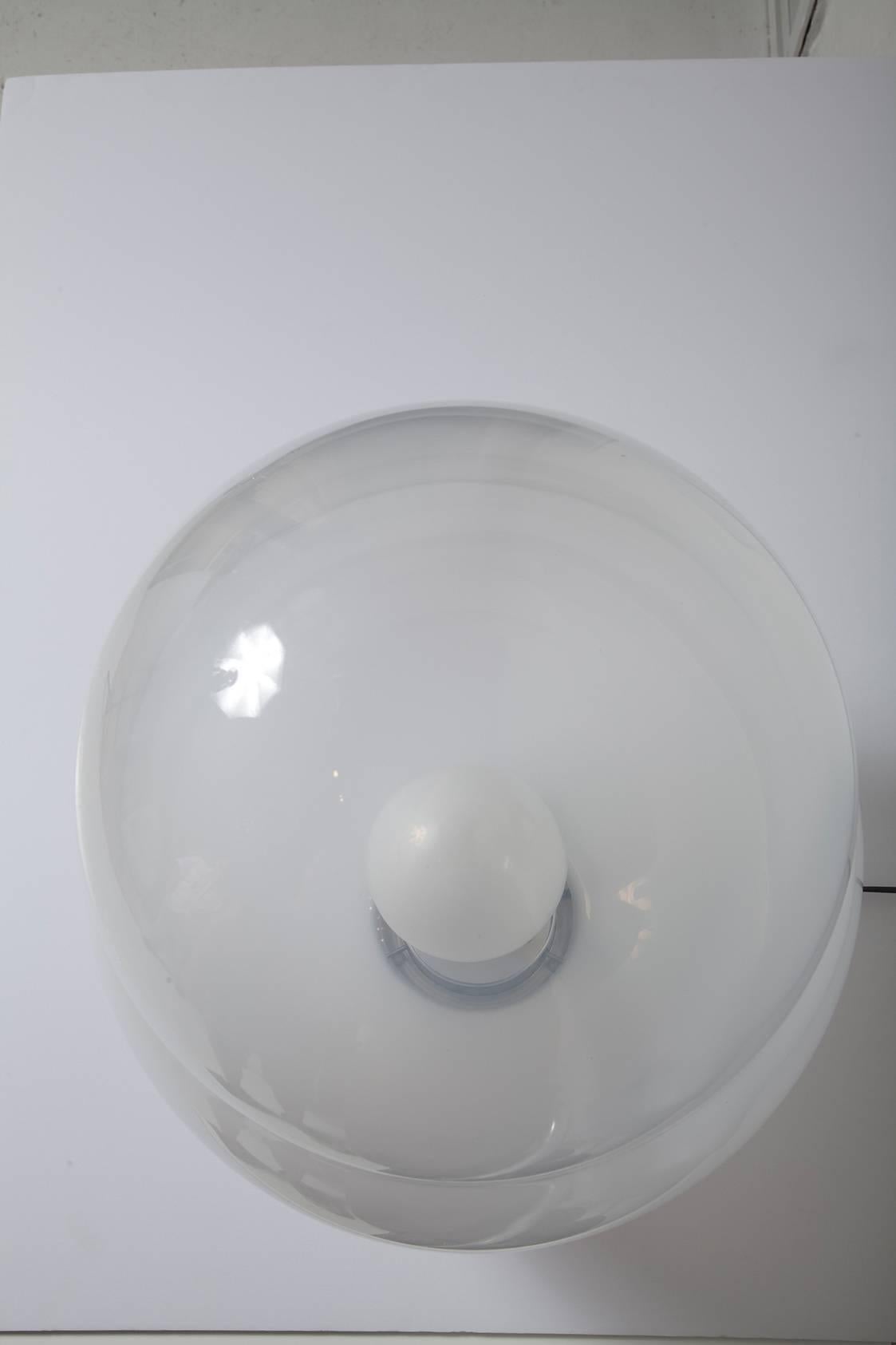 Mid-Century Modern Alfredo Barbini Domed Sphere Table Lamp in Sfumato Murano Glass, circa 1970
